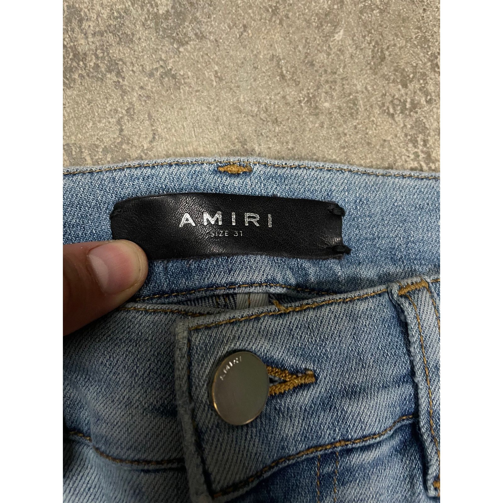Amiri Amiri Thrasher Lightwash Swan Patch 31 Used Size US 31 - 2 Thumbnail