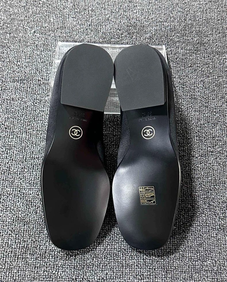 Chanel Chanel Pearl Detail Black Loafers -2505 Size US 6 / IT 36 - 6 Thumbnail