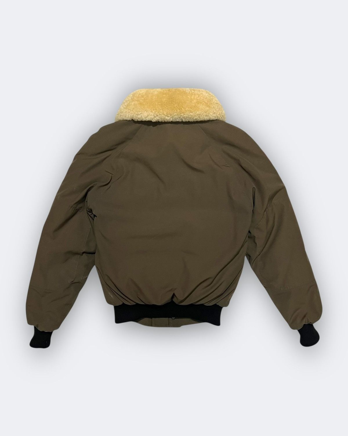 Canada Goose Canada Goose chilliwack Airforce shearling bomber Size US XXS / EU 40 - 7 Thumbnail