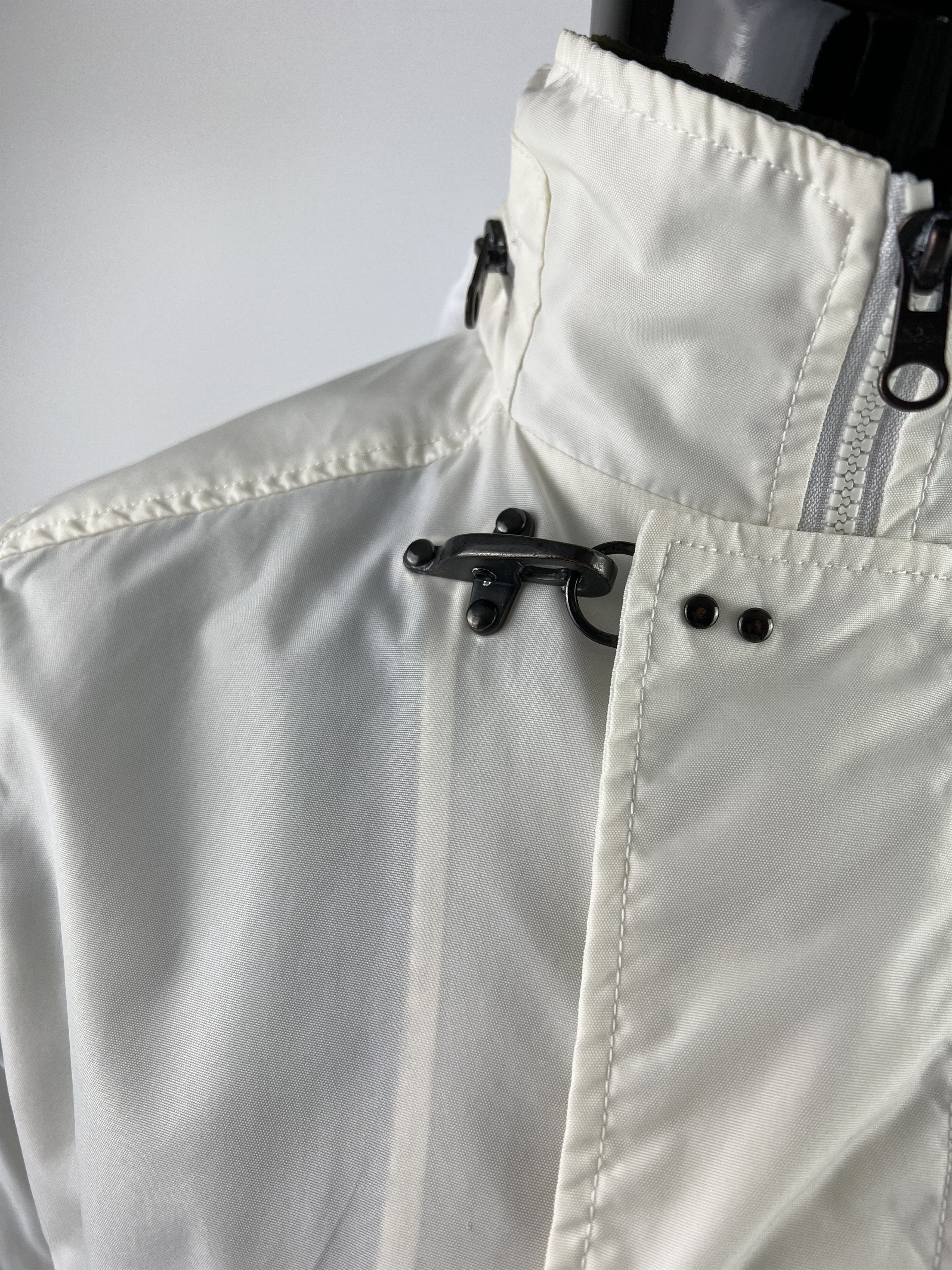 Fay Rare Vintage Fay Men's White Nylon Jacket Size S Size US S / EU 44-46 / 1 - 5 Thumbnail