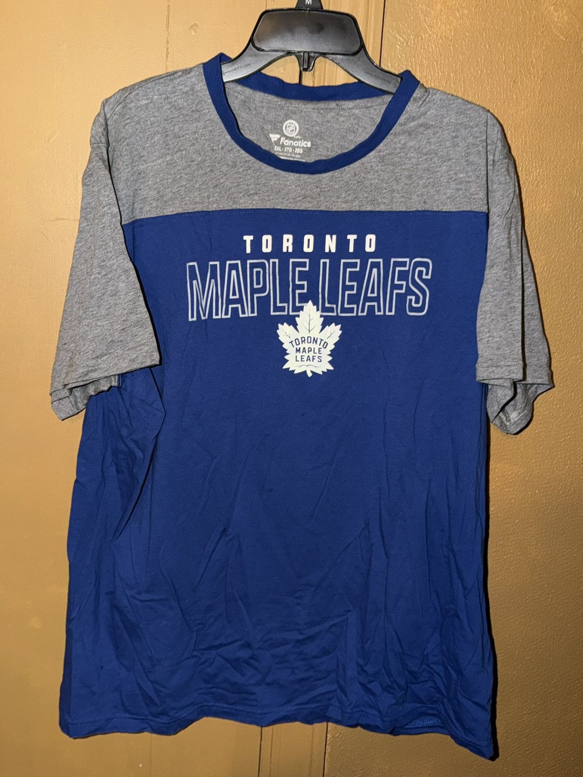 NHL NHL Toronto Maple Leafs Graphic Men’s 2XL Used Pre Owned Size US XXL / EU 58 / 5 - 1 Thumbnail