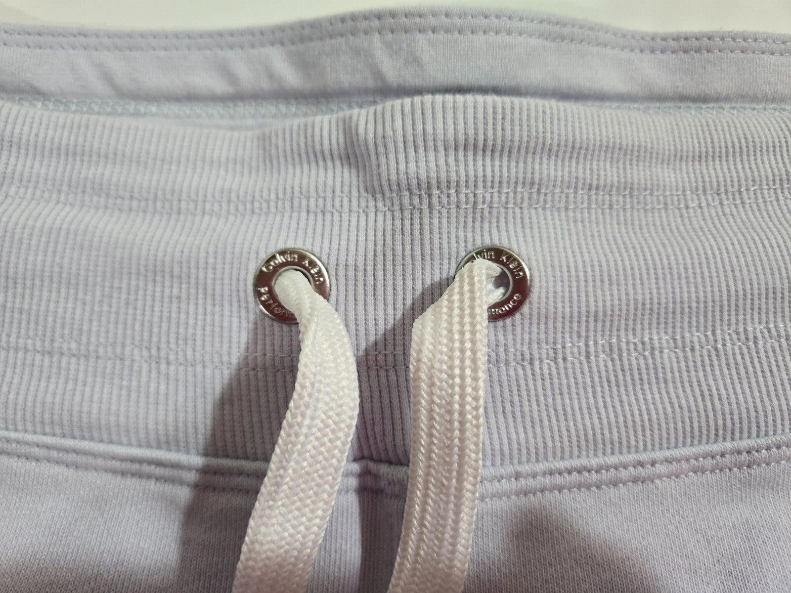 Calvin Klein Calvin Klein Performance Sweatpants Active Jogger Gray EUC Size 32" / US 10 / IT 46 - 3 Thumbnail