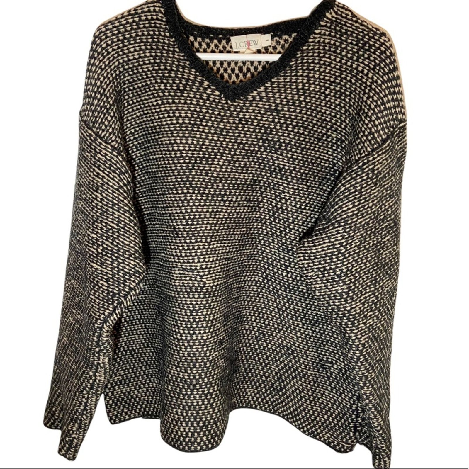 J. Crew Always 100% wool sweater v-neck size large