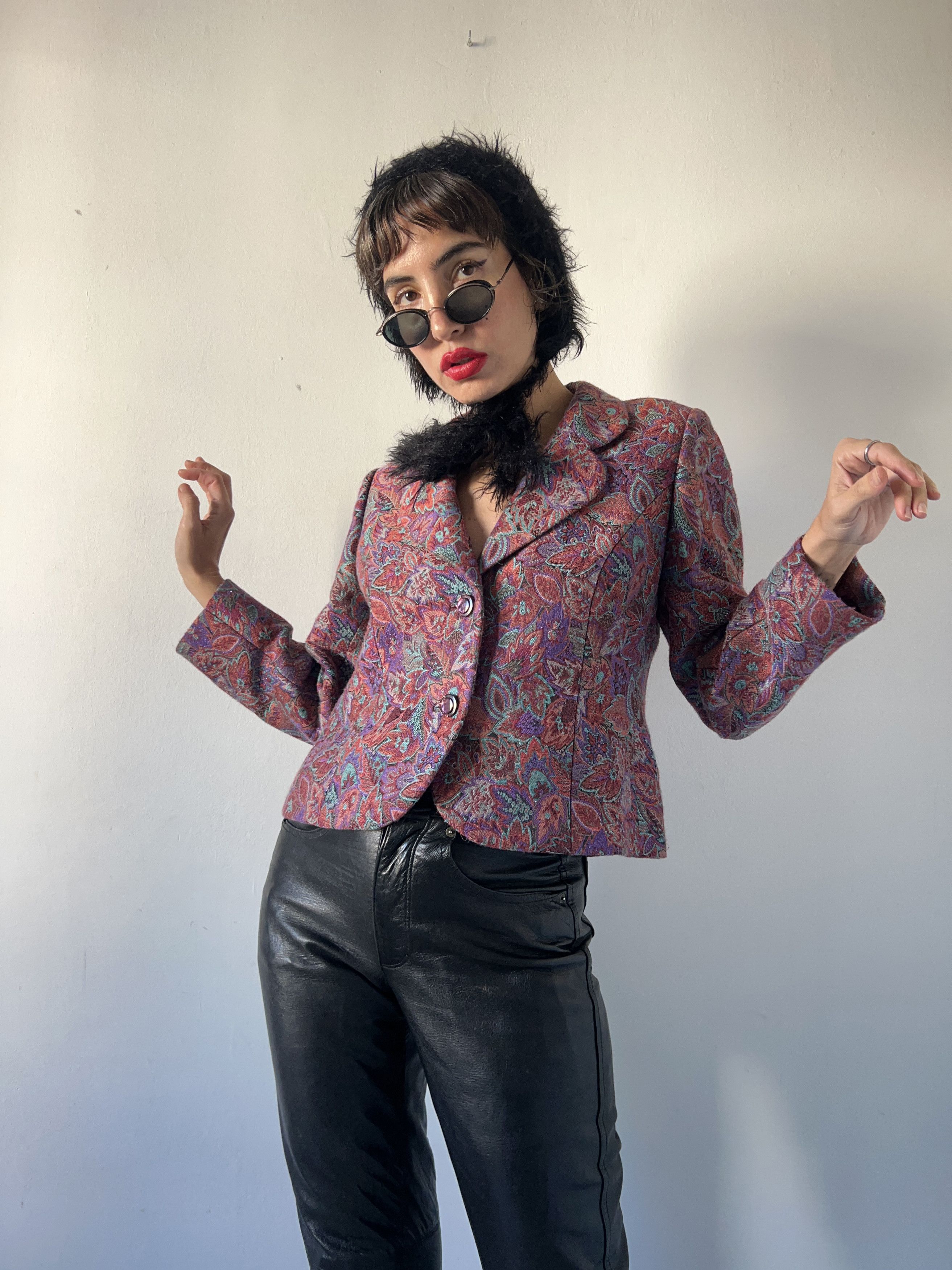 Vintage Vintage tapestry floral crop blazer Size M / US 6-8 / IT 42-44 - 4 Thumbnail