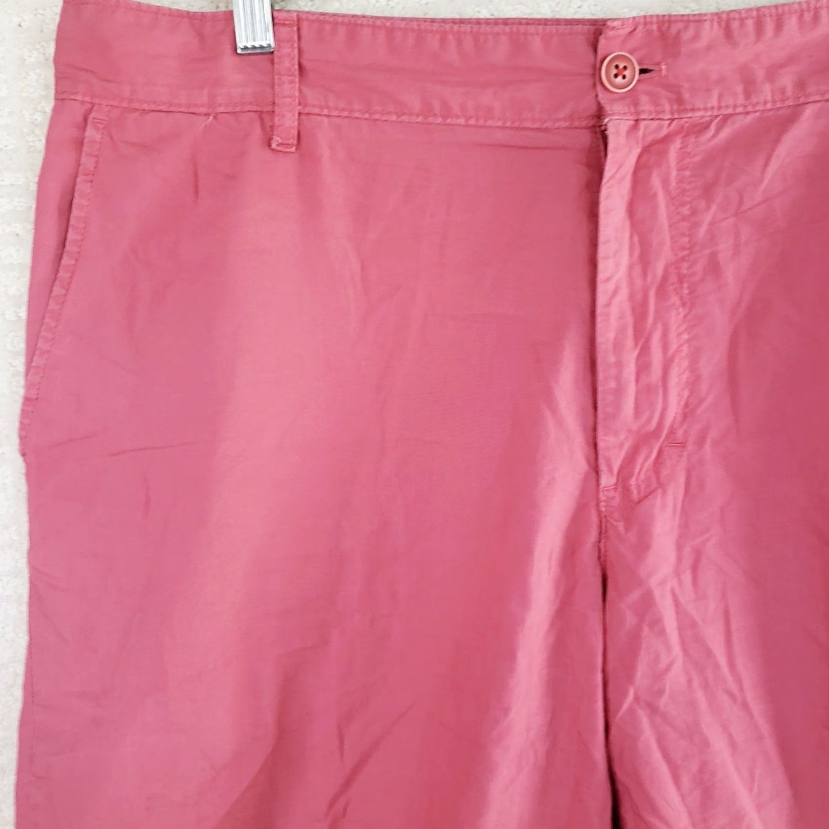 Izod VINTAGE? No — IZOD Saltwater Shorts Coral Pink Flat Front Men 40 Chino Medium Stretch Pocket Cotton Casual Summer" Size US 40 / EU 56 - 2 Thumbnail