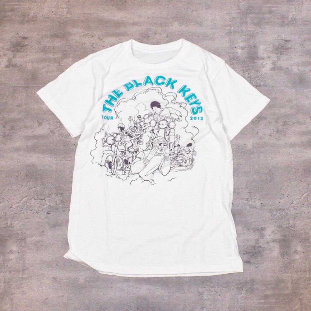 Band Tees × Japanese Brand × Vintage Y2K 2012 The Black Keys El Camino Tour White T-Shirt Size US S / EU 44-46 / 1 - 1 Thumbnail