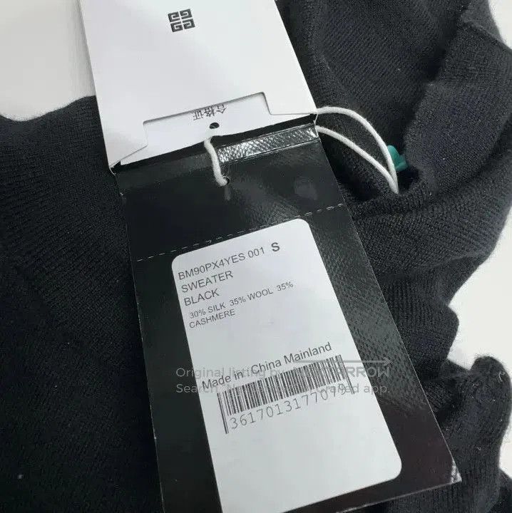 Givenchy Givenchy Logo High Neck Cashmere Sweater. Size US S / EU 44-46 / 1 - 4 Thumbnail