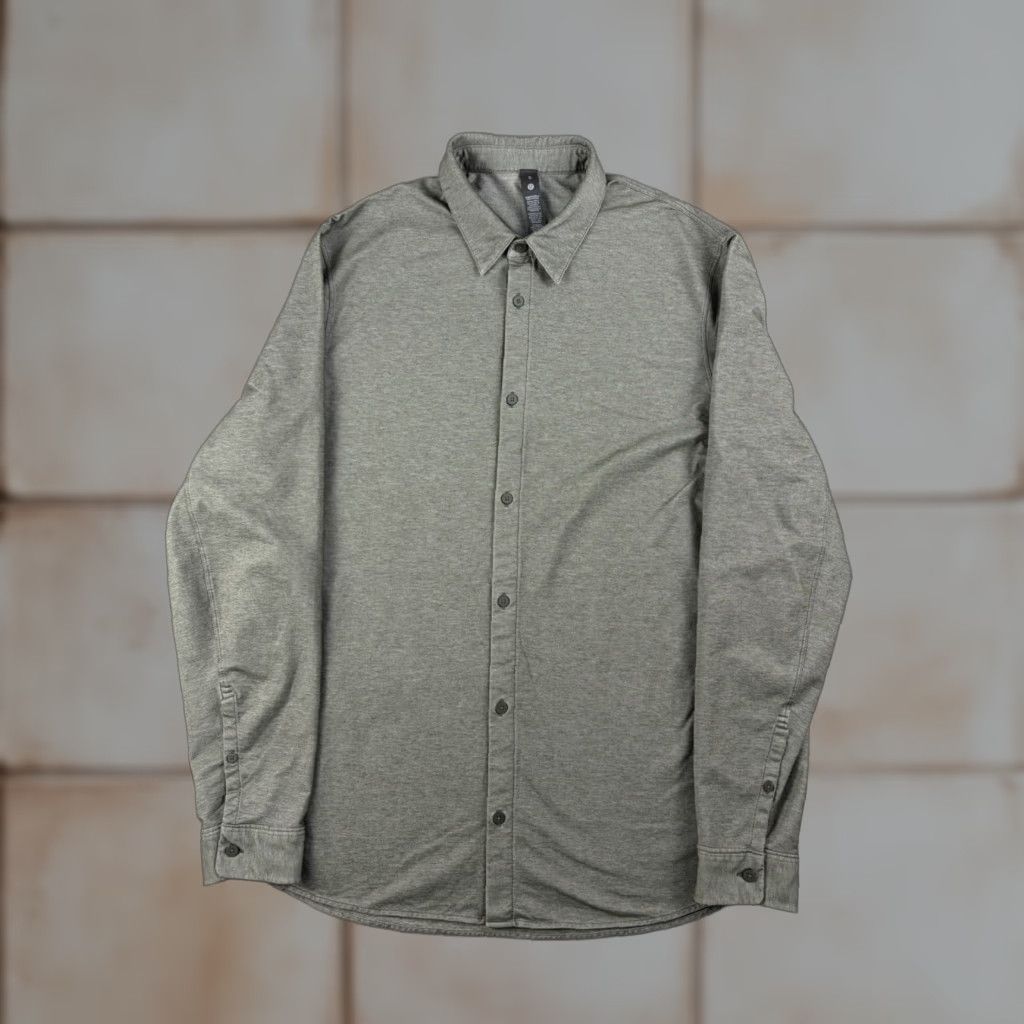 Lululemon Lululemon Shirt Mens XL Green Commission Long Sleeve Button Up Casual Size US XL / EU 56 / 4 - 1 Thumbnail
