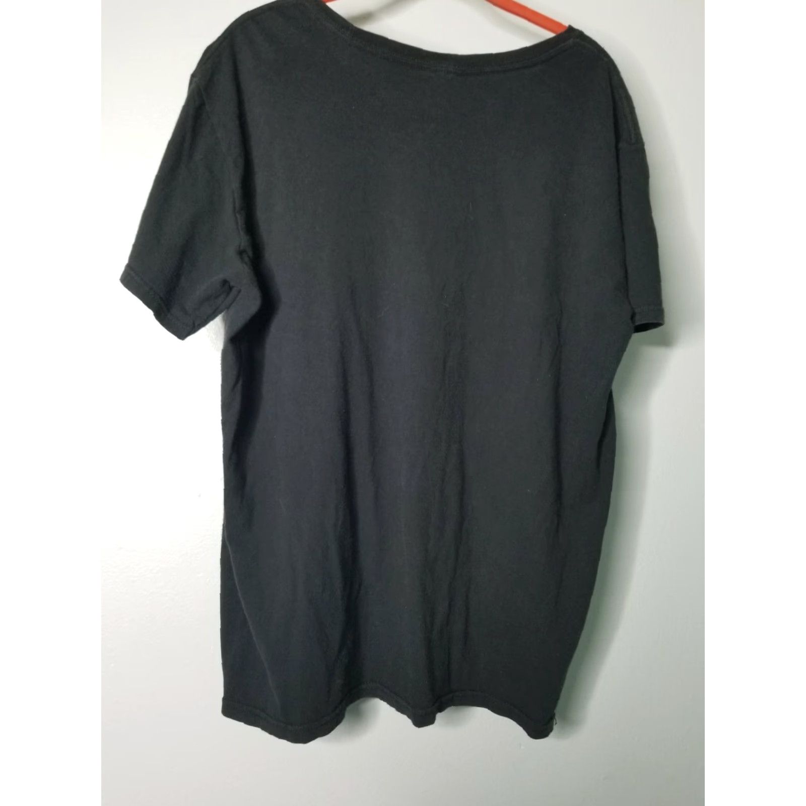 Etro Retro Mens XL Of Mice & Men Orange County California Since 2009 Band T Shirt Size US XL / EU 56 / 4 - 2 Thumbnail