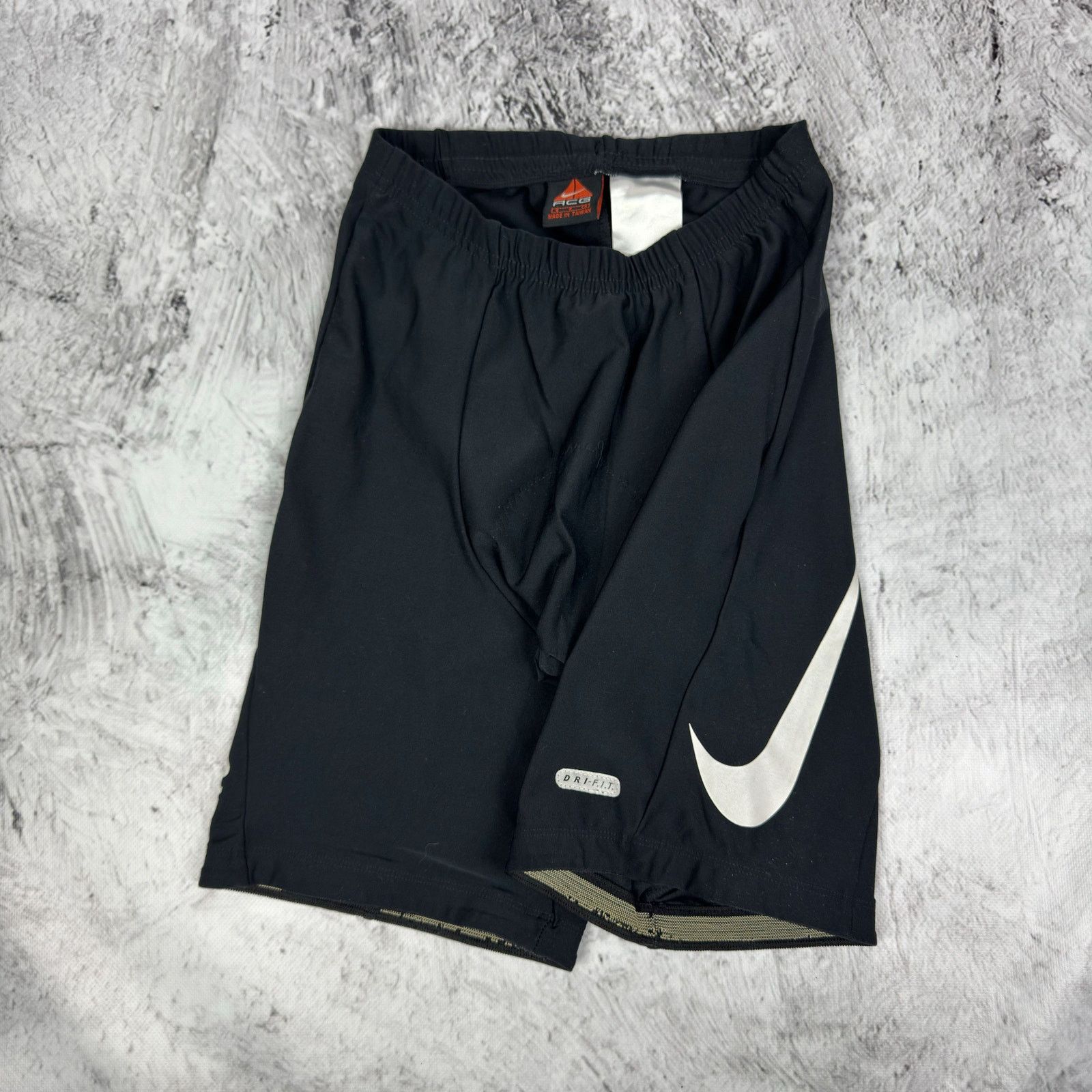Nike Nike ACG Mens Black White cycling Stretch Shorts S Size US 30 / EU 46 - 4 Thumbnail