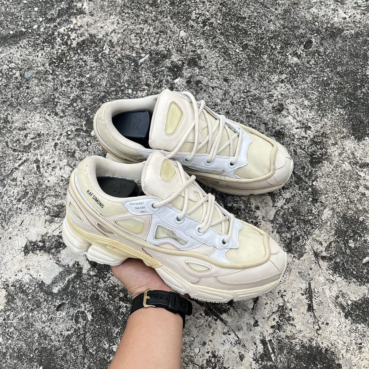 Raf simons ozweego cream online