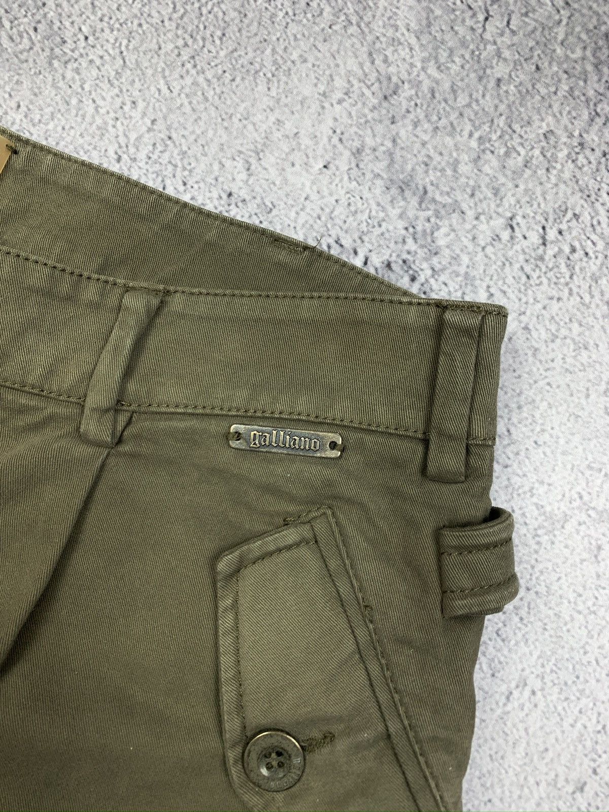 John Galliano John Galliano Olive Cargo Pants Size 30 Military Zip Size US 30 / EU 46 - 6 Thumbnail