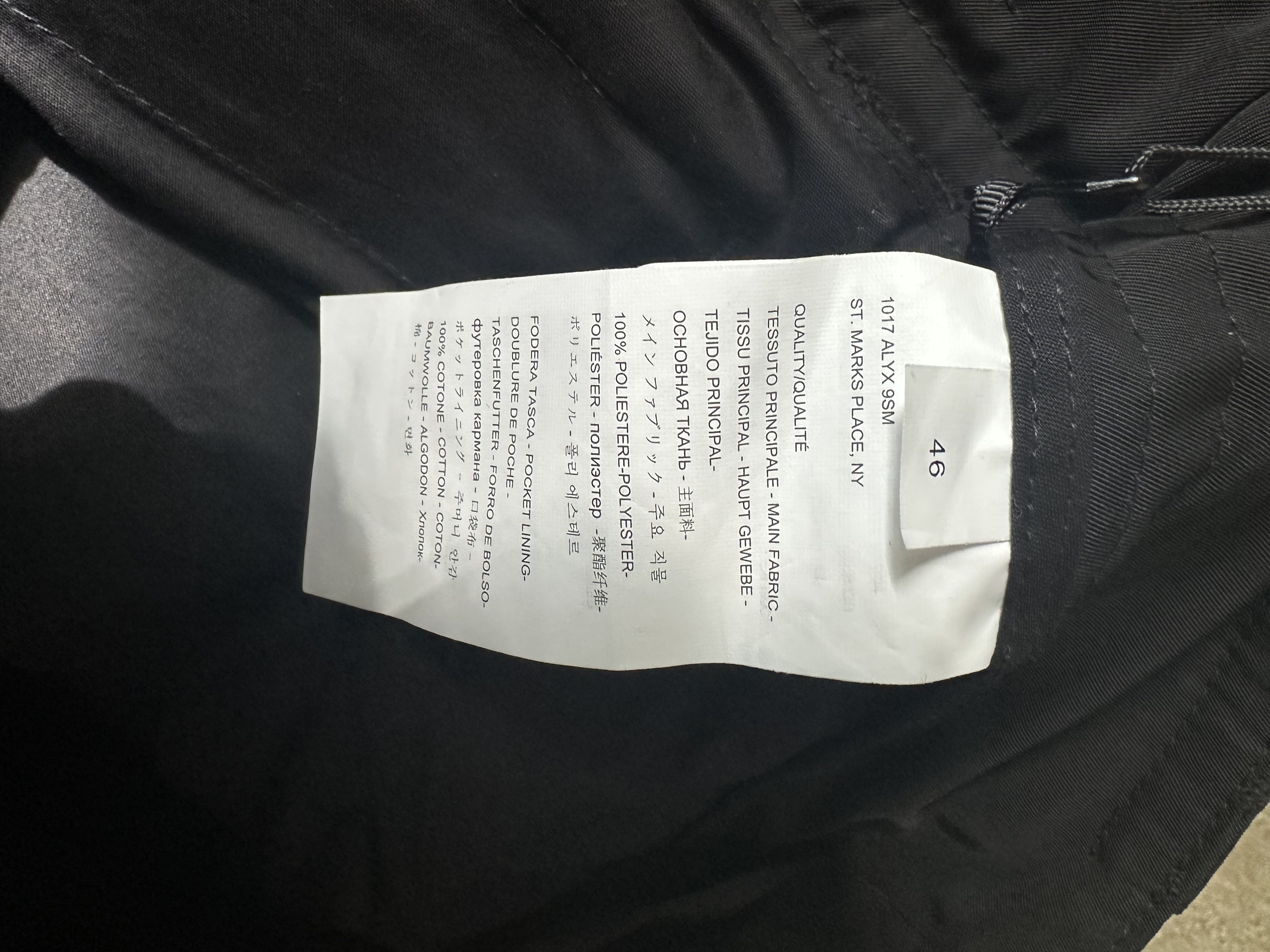 1017 ALYX 9SM 1017 ALYX 9SM Tactical Shorts Size US 30 / EU 46 - 12 Thumbnail