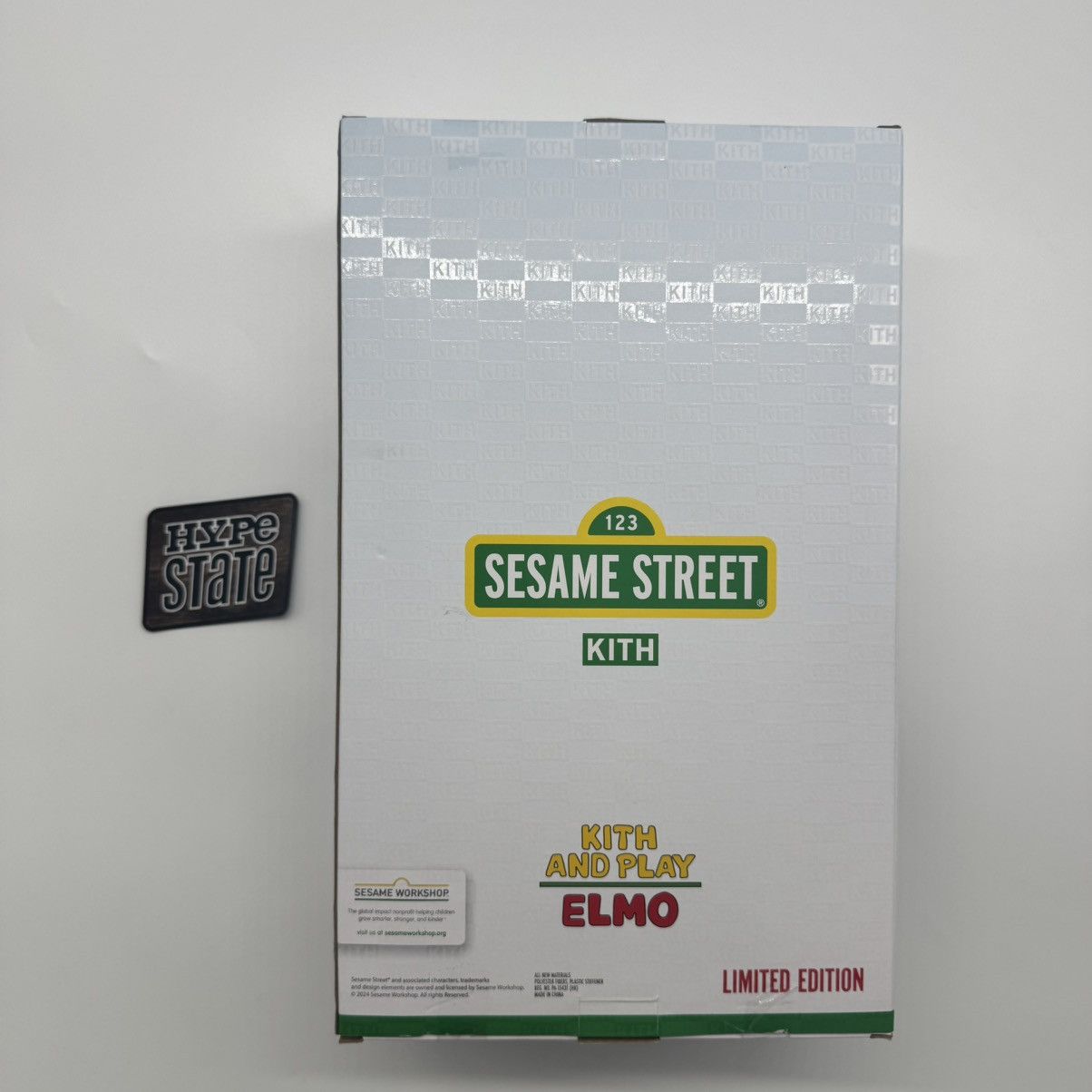 Kith Kith x Sesame Street Kith And Play Elmo Plush Spicy Size ONE SIZE - 3 Thumbnail