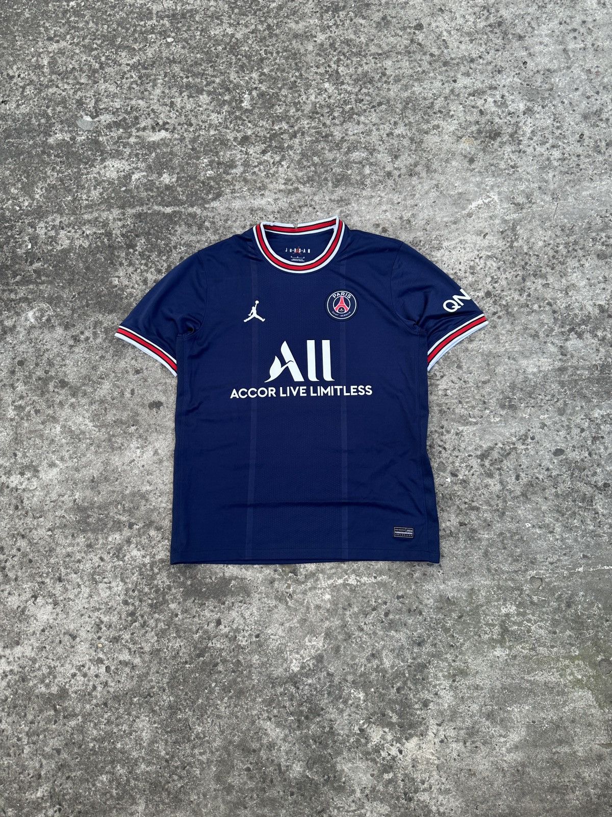 Jordan Brand Jordan PSG 30 Messi Soccer Jersey Streetwear RareStyle M Size US M / EU 48-50 / 2 - 2 Thumbnail