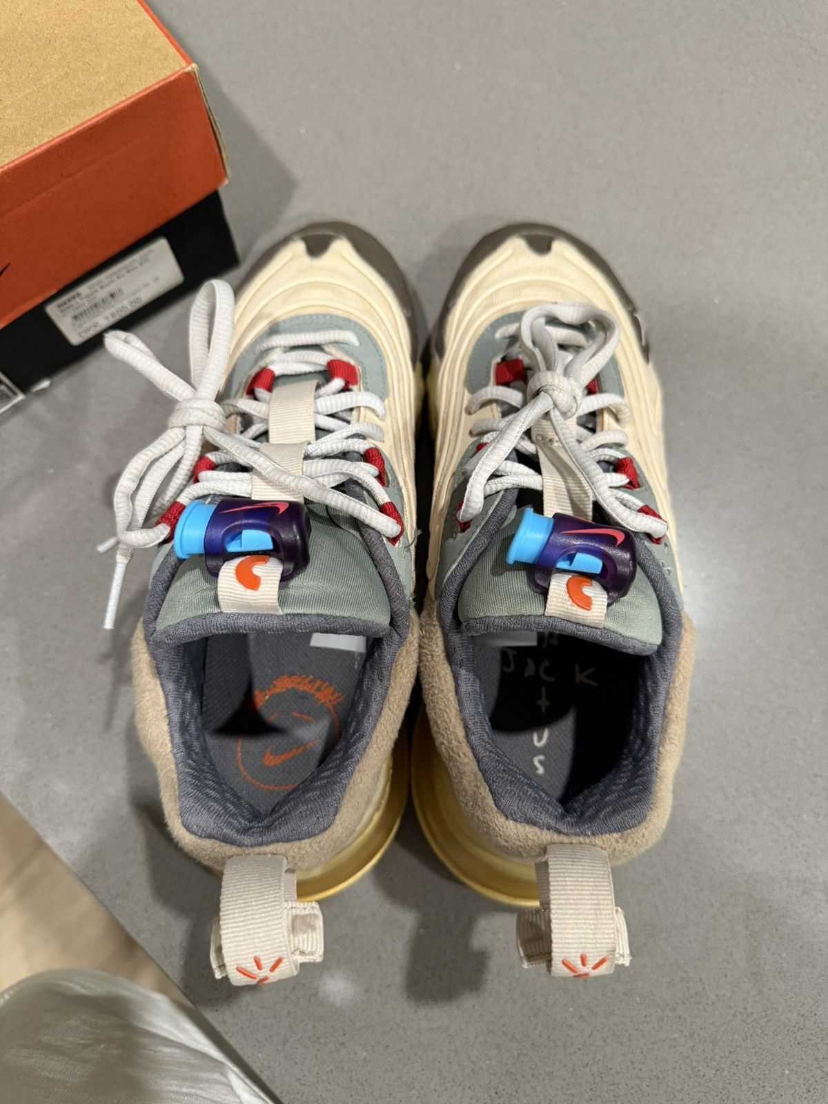 Travis Scott Air max 270 cactus trails Size US 5.5 / EU 38 - 6 Thumbnail