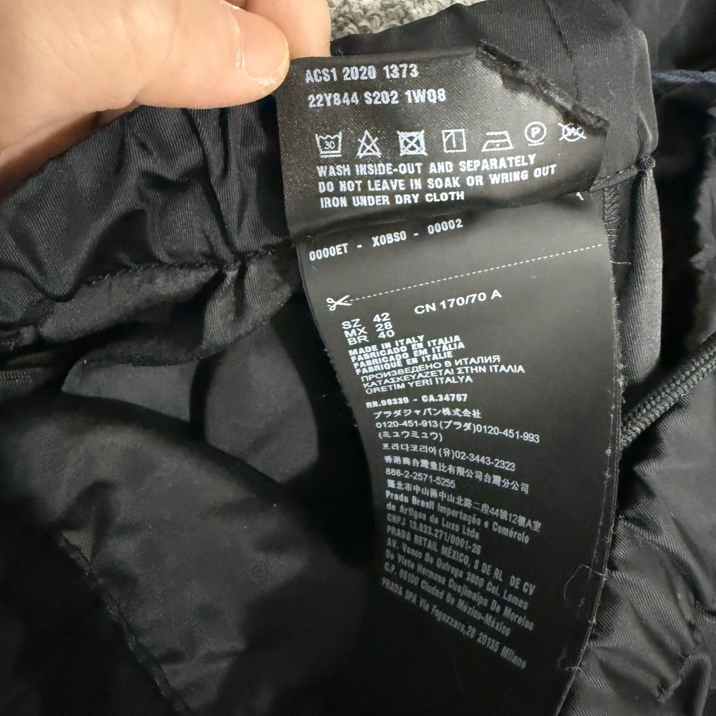 Prada Prada Triangle Logo Zip Hem Recycled Nylon Pants Size US 26 / EU 42 - 5 Thumbnail