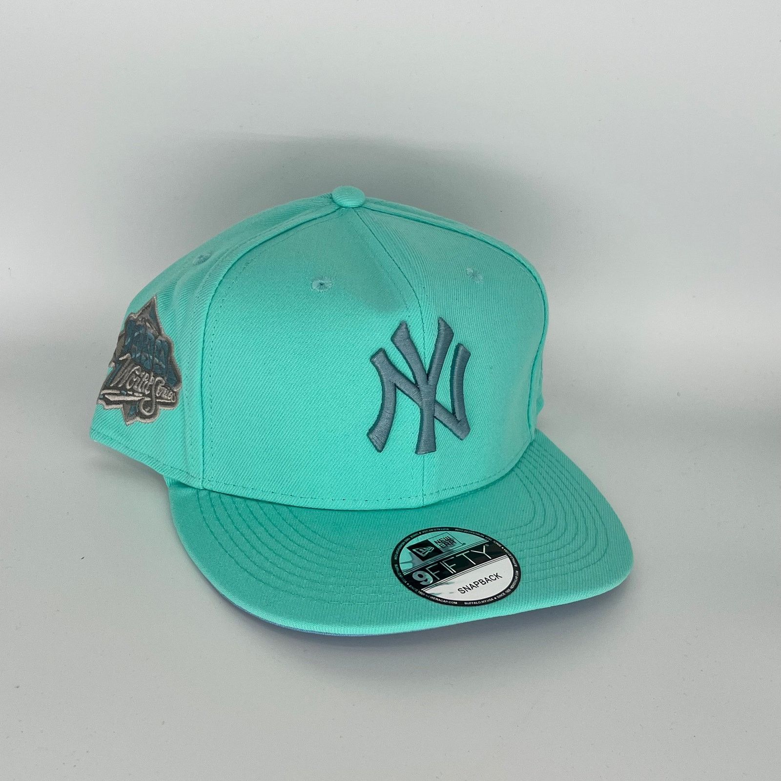 New Era Blue New York Yankees 1999 World Series New Era MLB Size ONE SIZE - 1 Thumbnail
