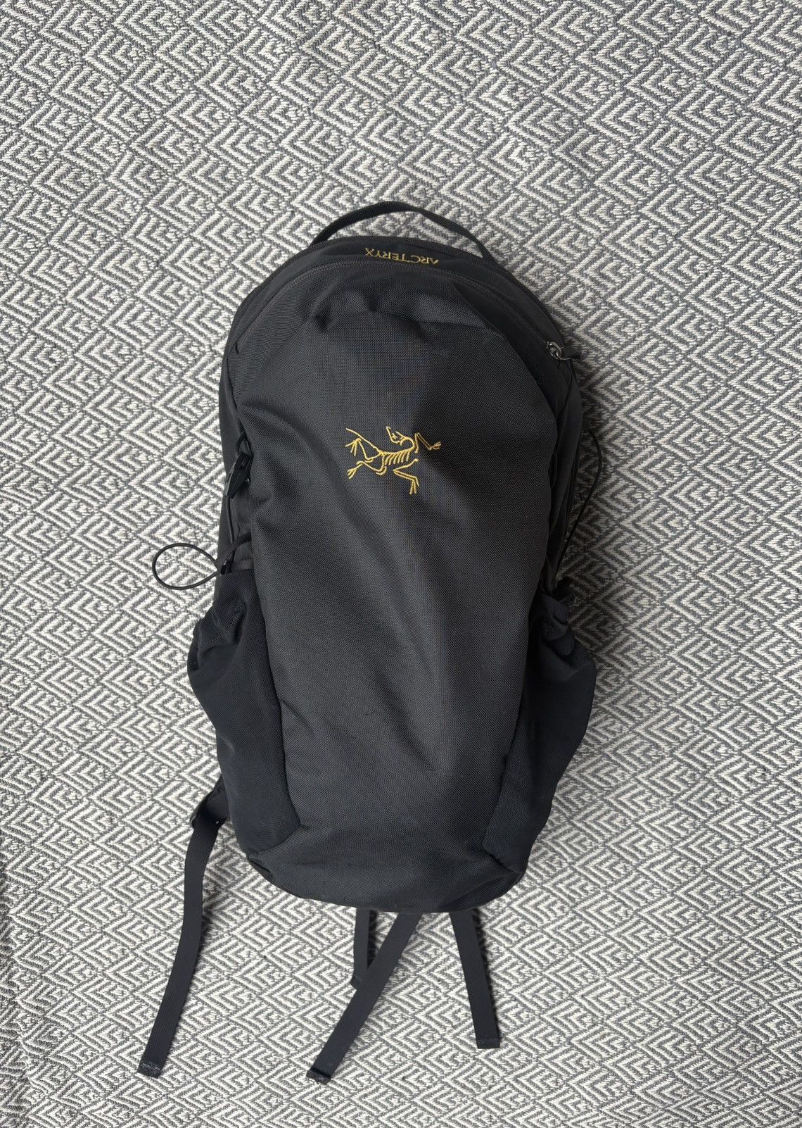Pre-owned Arc'teryx Mantis 16 Backpack Black