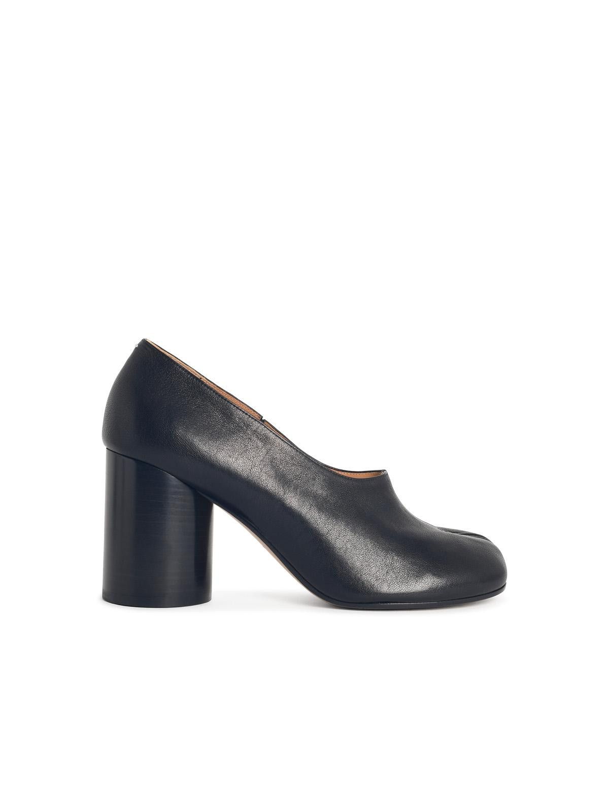 MAISON MARGIELA 'Tabi Pump' Black Leather Pumps