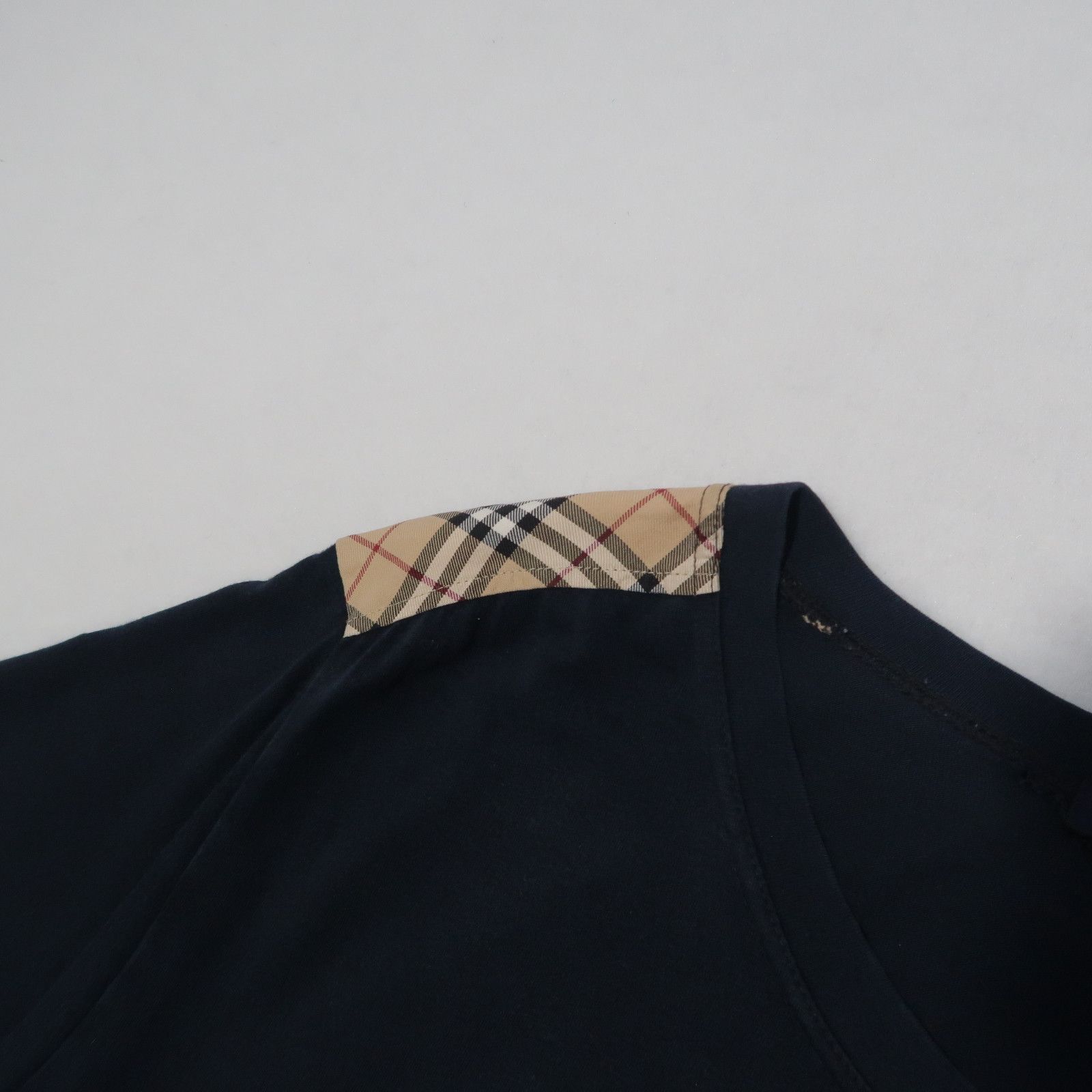 Burberry Vintage 90s Burberry Nova Check Shoulder Distressed Tee Size US L / EU 52-54 / 3 - 6 Thumbnail
