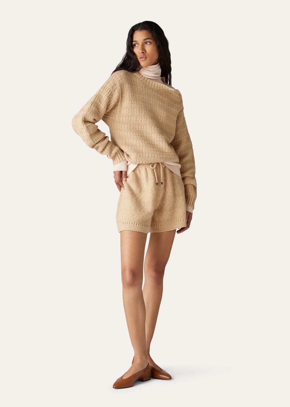 Loro Piana o1srvl11e0824 New Plymouth Crew Neck Sweater in Beige Size XS / US 0-2 / IT 36-38 - 5 Thumbnail