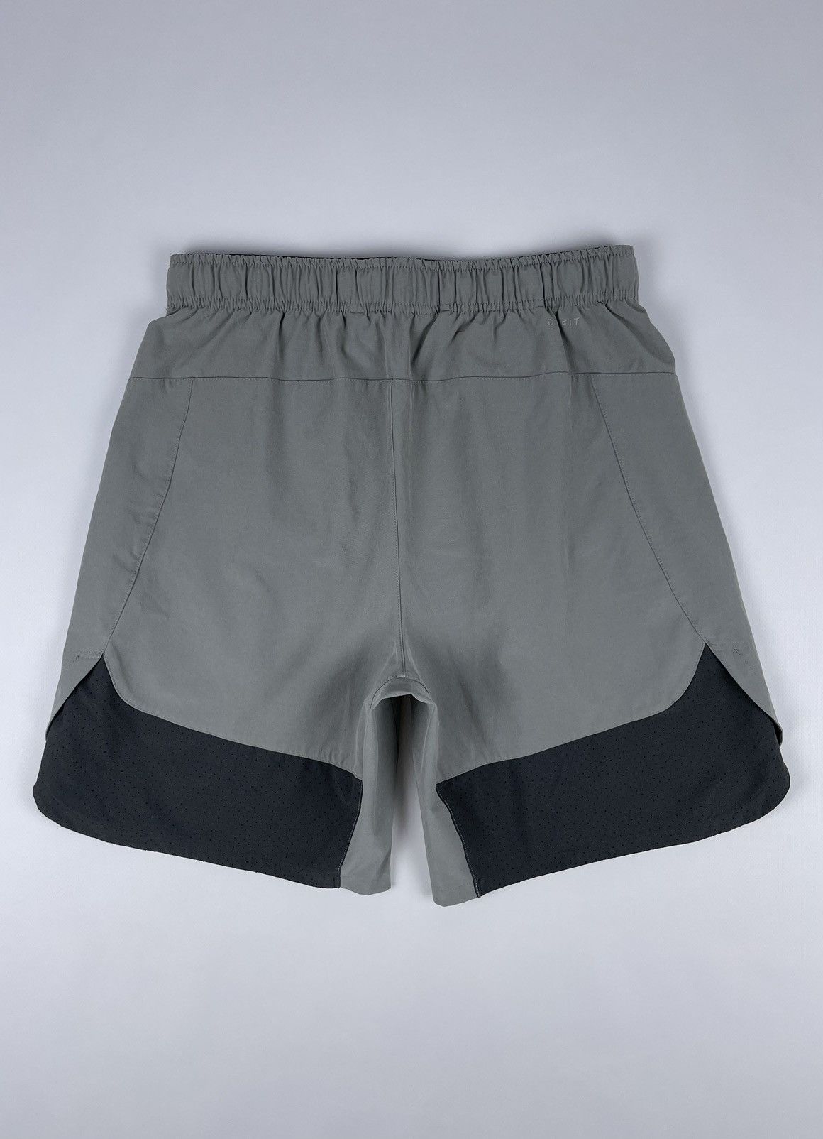 Nike Nike dri-fit Shorts Size US 32 / EU 48 - 5 Thumbnail