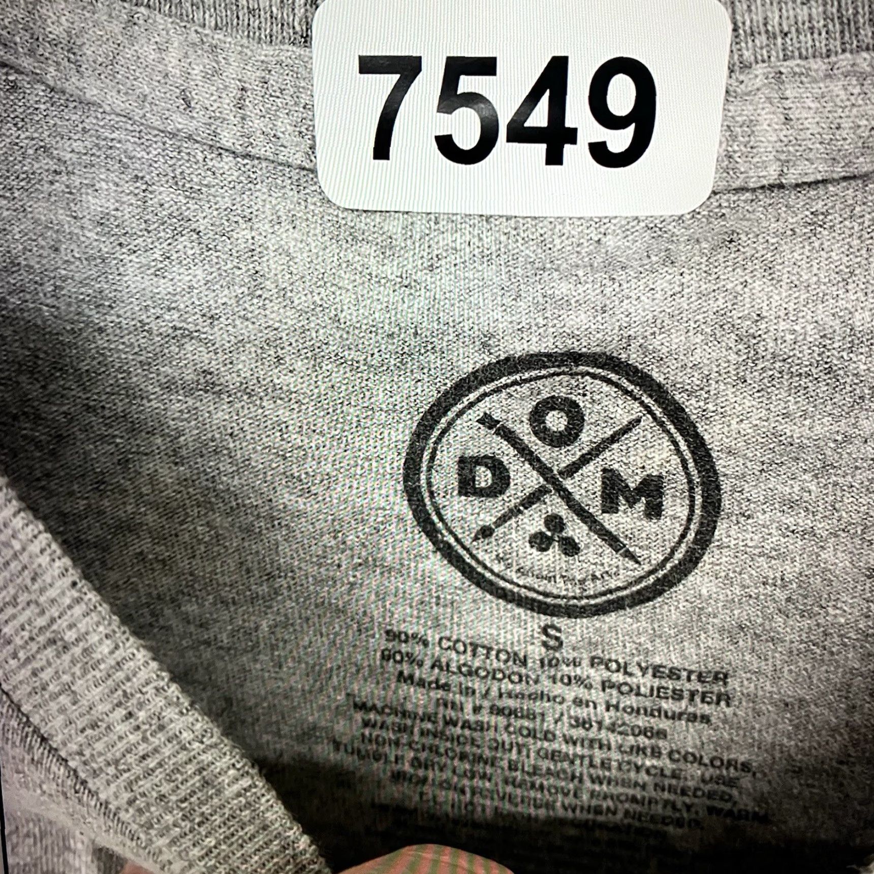 Vintage VINTAGE DOM Wolf Pack T-Shirt Adult Small Gray Graphic Print Nature Retro Outdoor Mens Size US S / EU 44-46 / 1 - 4 Thumbnail