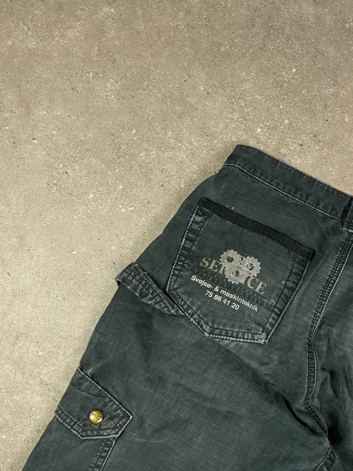 Carhartt × Vintage Vintage Y2K Carhartt Distressed workwear Pants Size US 32 / EU 48 - 5 Thumbnail