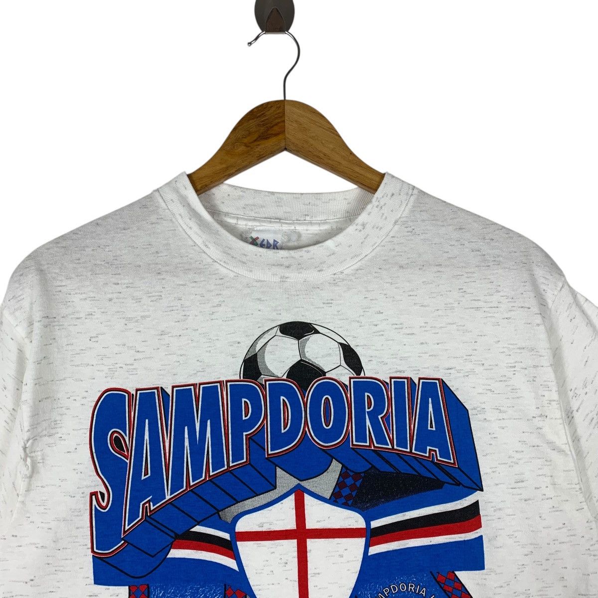 Vintage Vintage 90s SAMPDORIA ERG italian club football tee Size US M / EU 48-50 / 2 - 2 Thumbnail