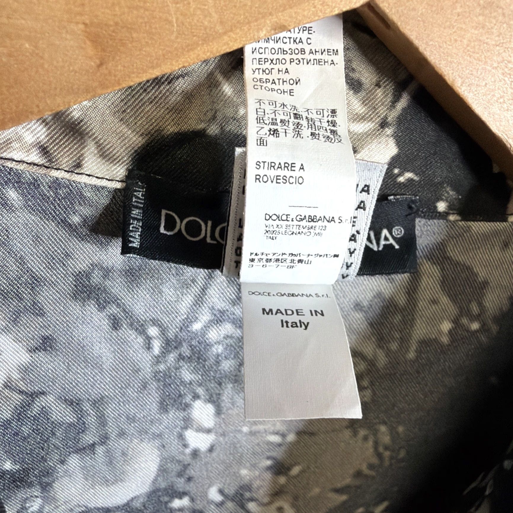 Dolce & Gabbana Dolce&Gabbana Silk Button Up Blouse Top Womens Small Silk Button Up Style: Camisole Black Size S / US 4 / IT 40 - 4 Thumbnail