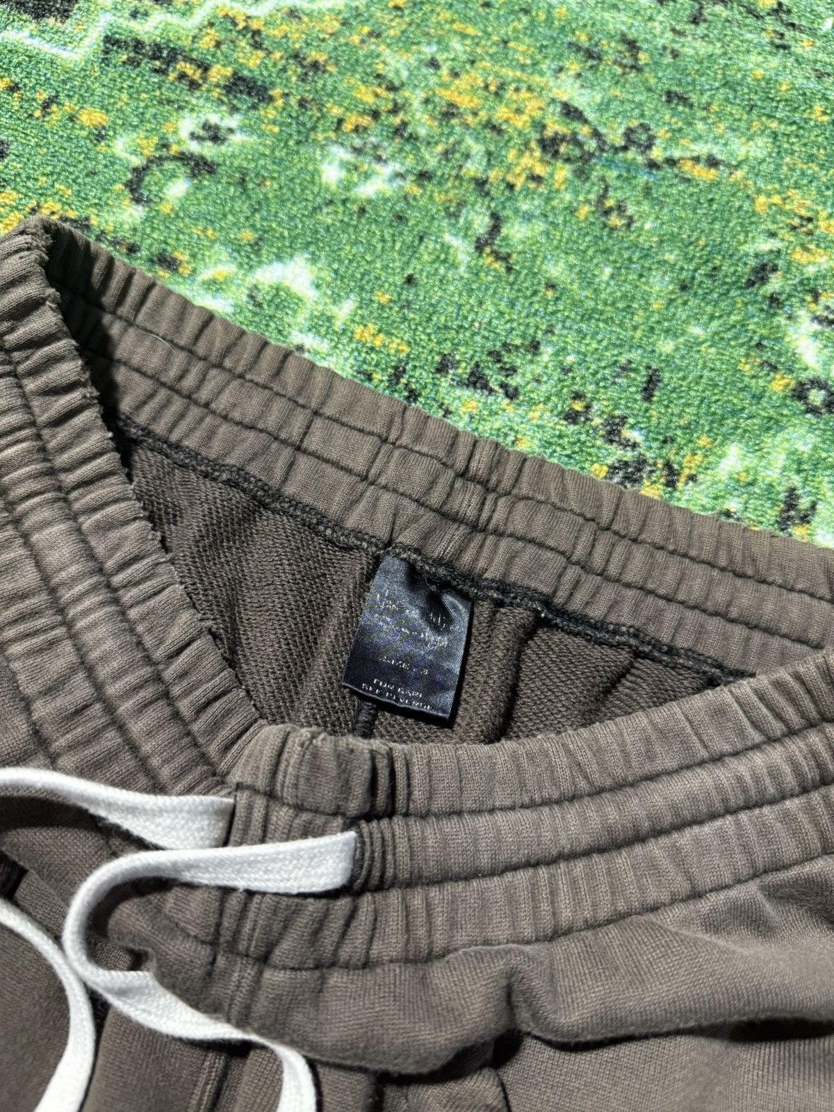 Number (N)ine Number (N)ine SS05 “Nightcrawler” Multi-Pocket Cargo Capris Size US 30 / EU 46 - 8 Thumbnail