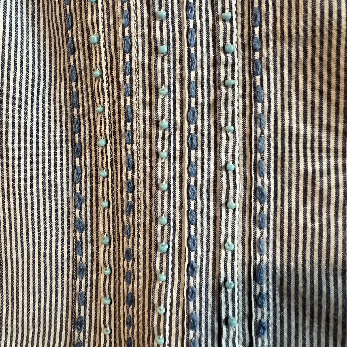 Talbots TALBOTS EMBELLISHED PINTUCK TOP Size L / US 10 / IT 46 - 4 Thumbnail