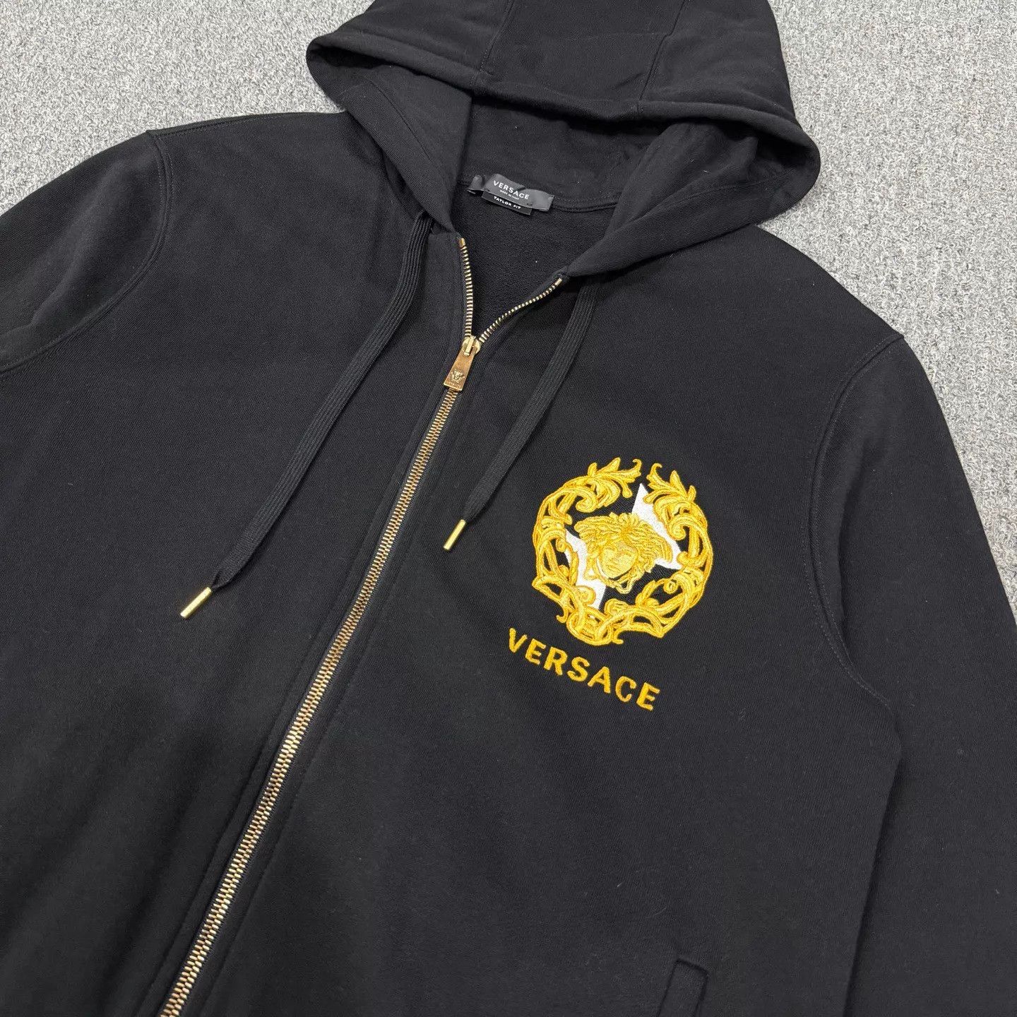Versace Versace Medusa Hoodie Black L Size L / US 10 / IT 46 - 3 Thumbnail