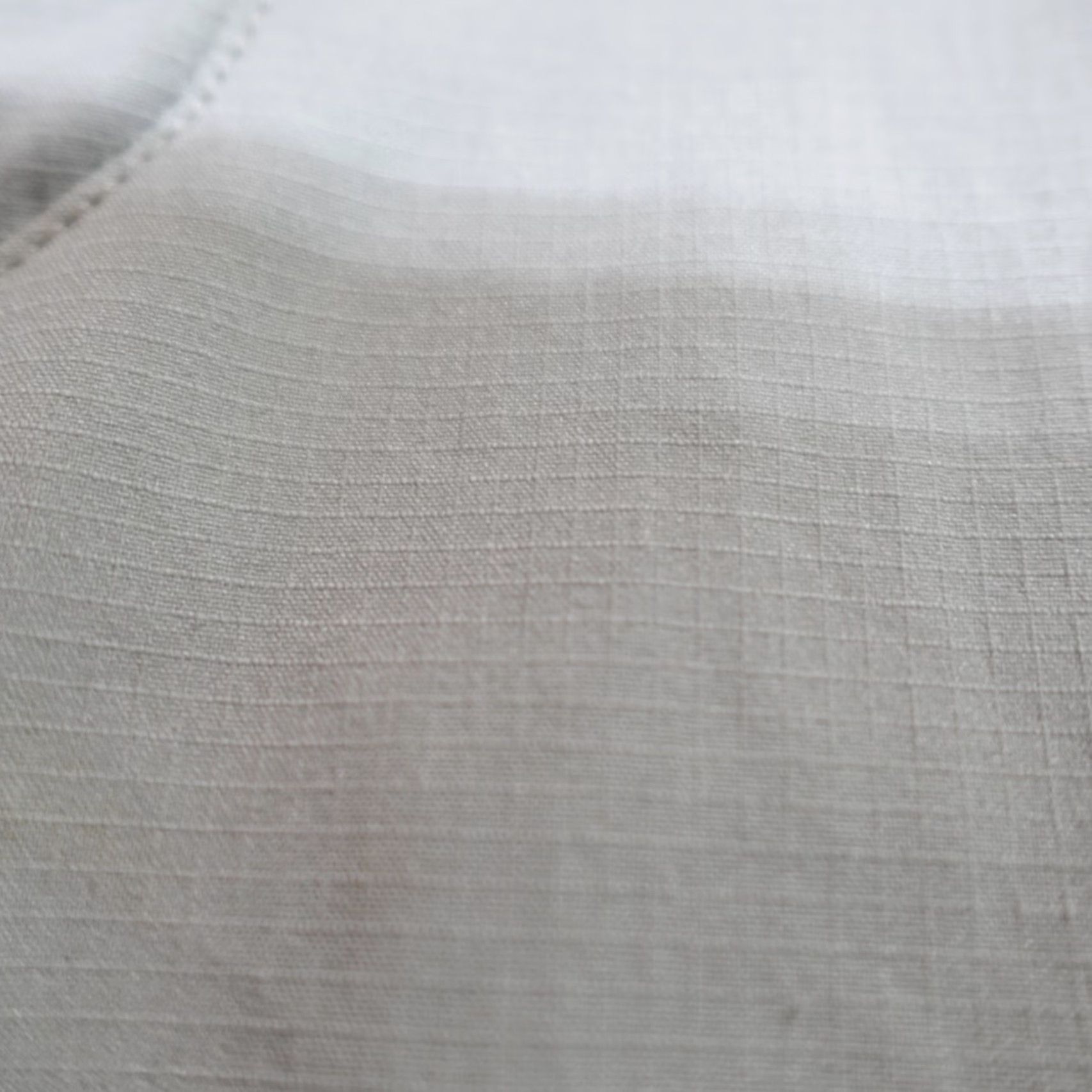 Under Armour Under Armour Shirt Medium Beige Hidden Placket Vented Shirt Women? Mens? Wait. Size US M / EU 48-50 / 2 - 6 Thumbnail