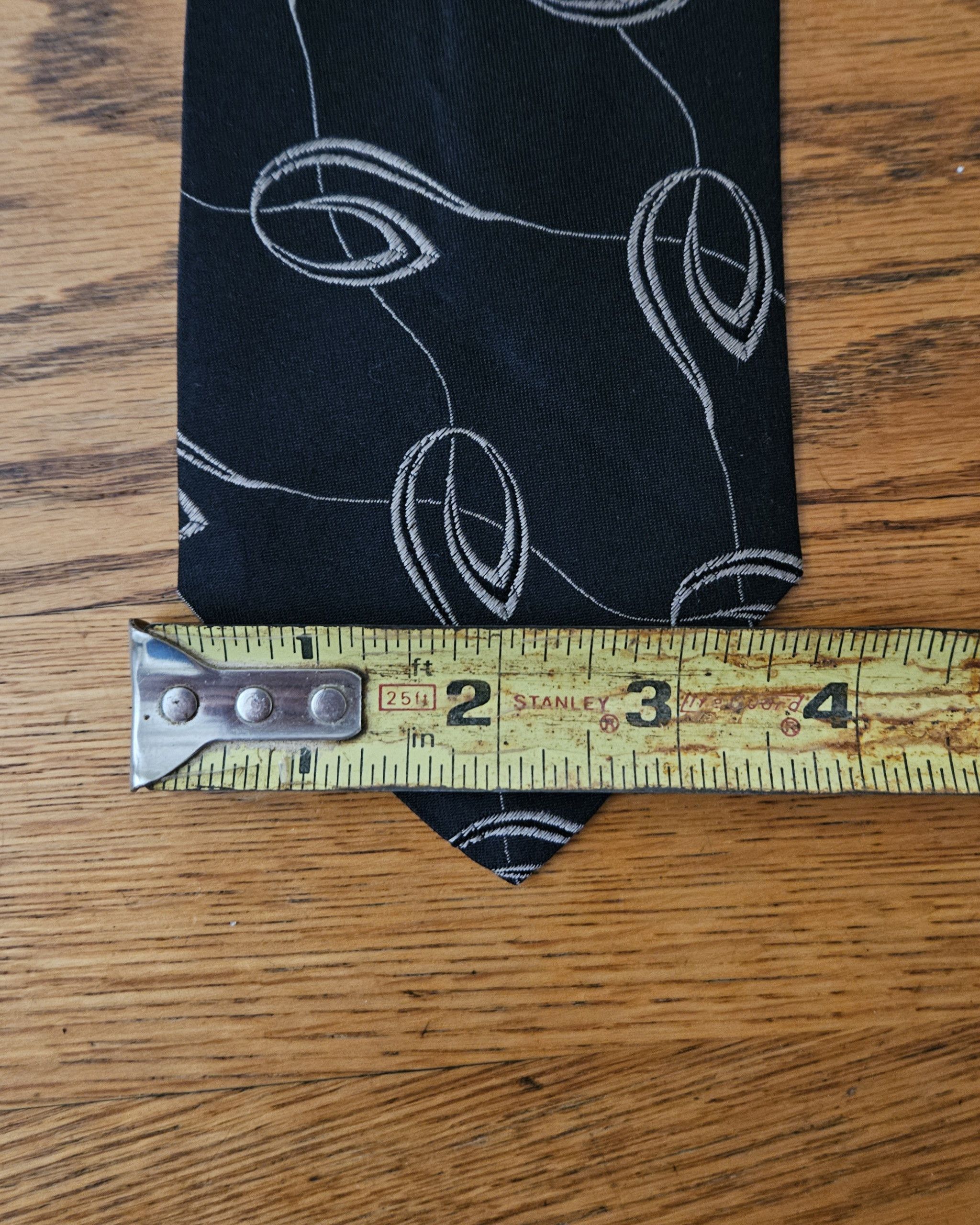 Lanvin Vintage Lanvin Silk Tie Black Abstract Pattern Made in Italy Size ONE SIZE - 4 Thumbnail