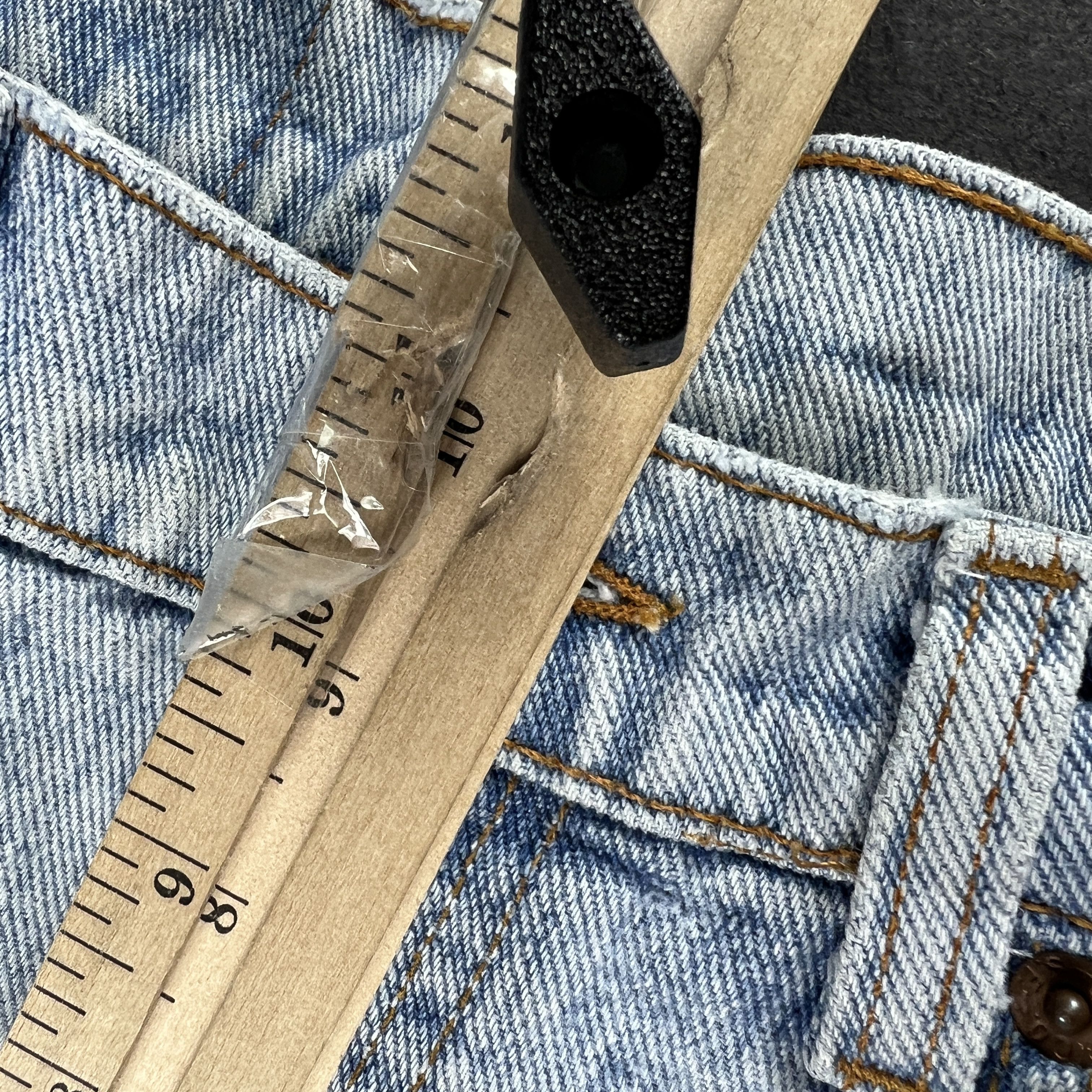 Levi's × Vintage VTG 90s Levi's Jeans 560 Loose Tapered Blue Cotton Denim Size US 30 / EU 46 - 22 Thumbnail