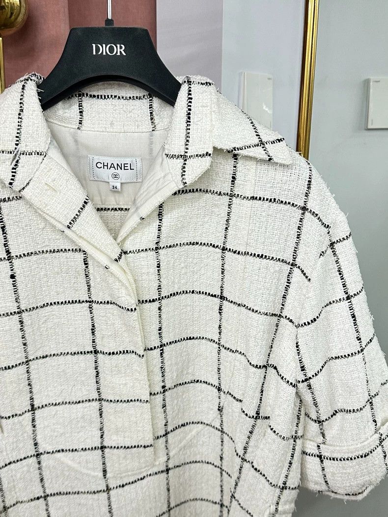 Chanel Chanel White plaid lapel top with short sleeves Size XXS / US 00 / IT 34 - 2 Thumbnail