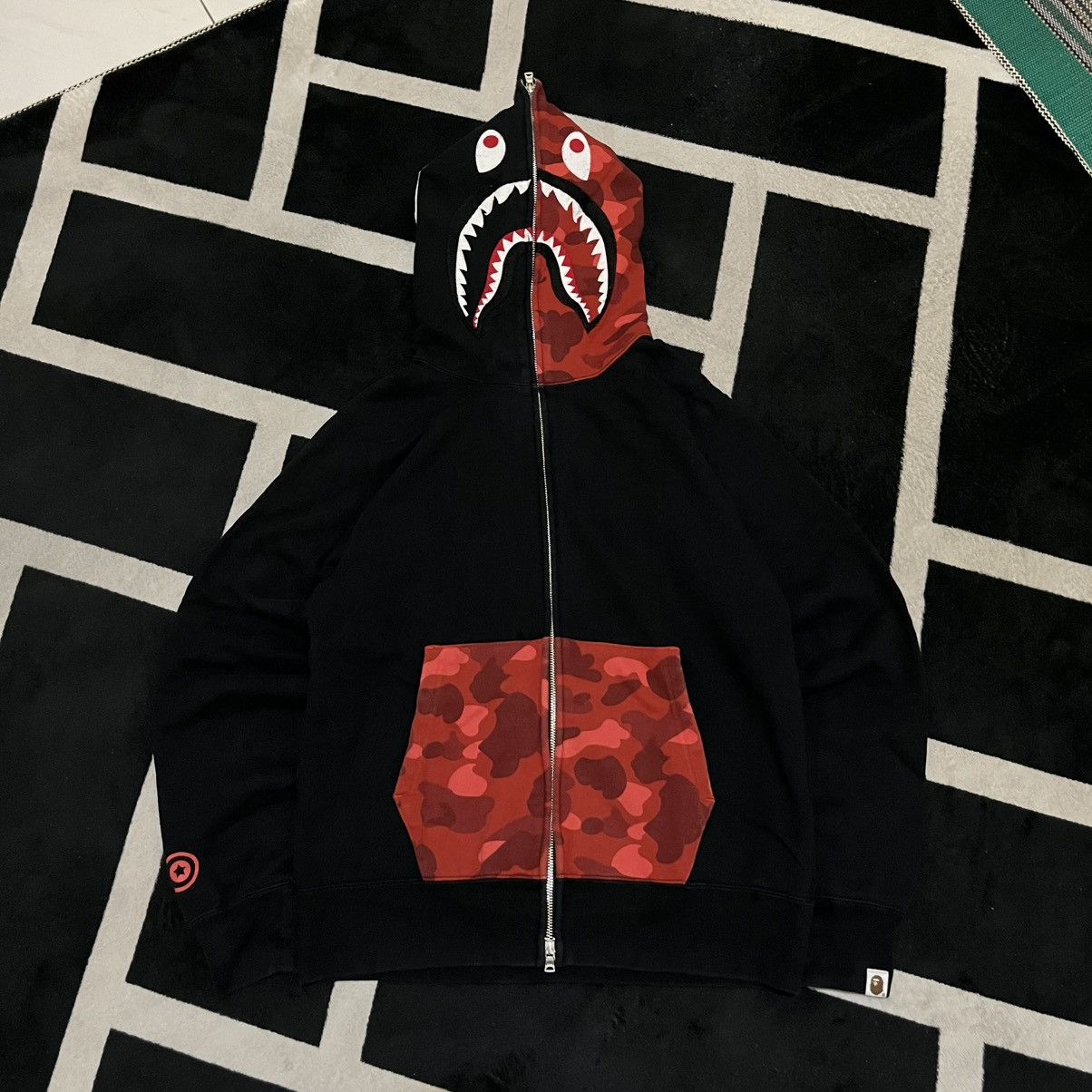 Bape NEED GONE🔥Bape 20th Anniversary Red Camo Shark Zip Up Hoodie Size US L / EU 52-54 / 3 - 1 Thumbnail