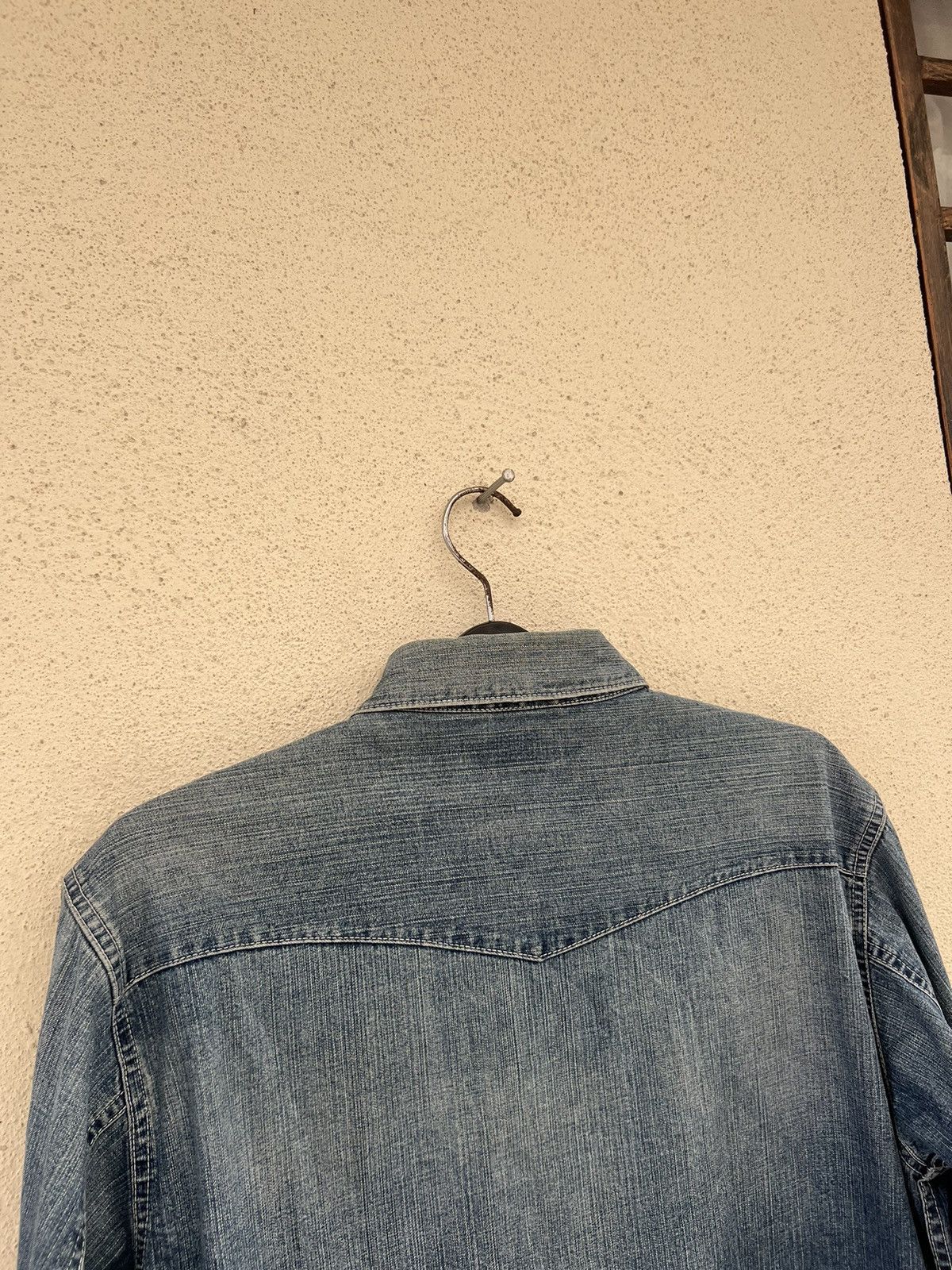 Levi's Vintage 2005 Levi’s Red Tab Faded Mud Denim Western Shirt Size US L / EU 52-54 / 3 - 14 Thumbnail