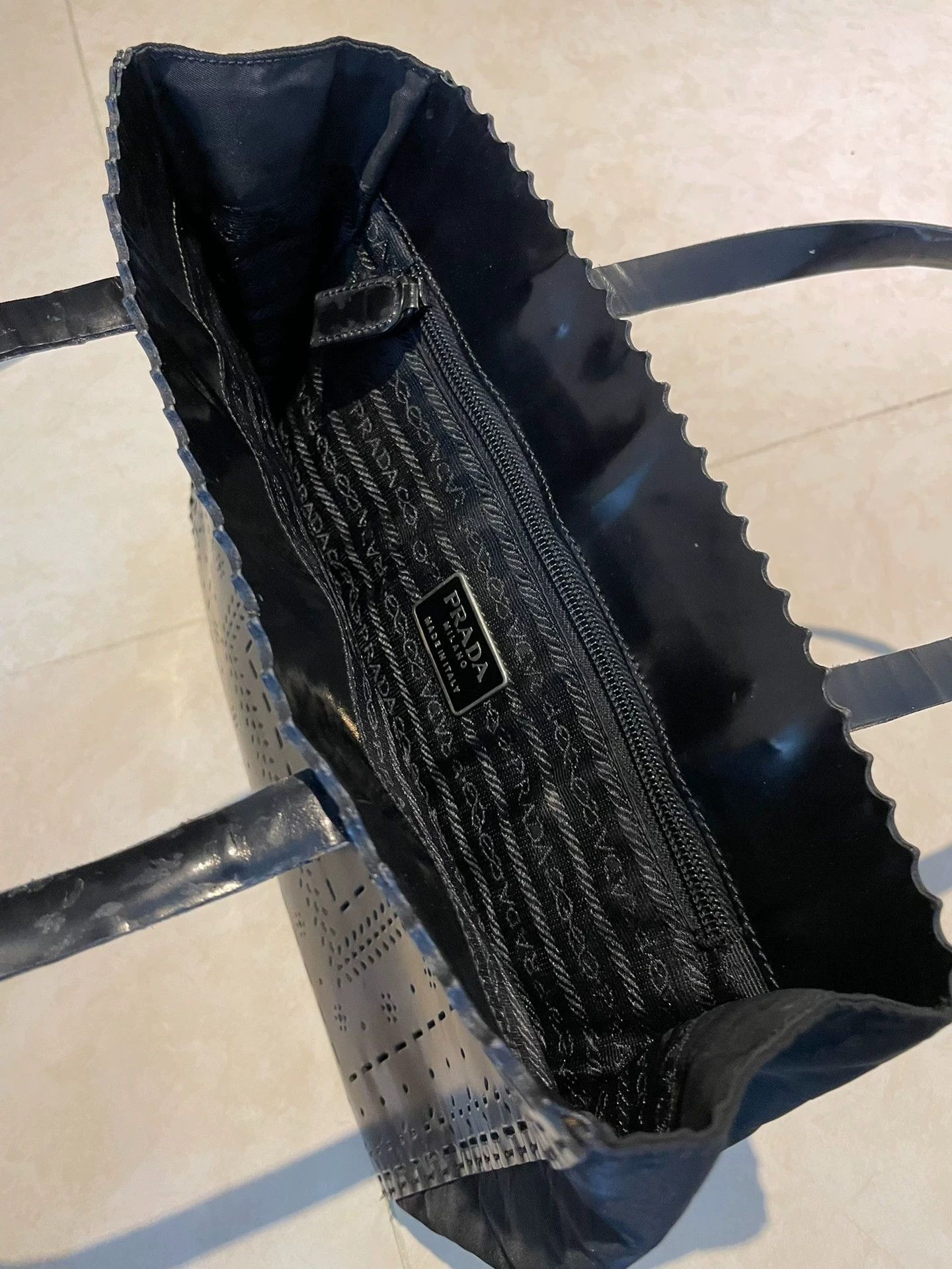 Prada PRADA Patent Leather Tote Black Carved Cutout Nylon Flaw Size ONE SIZE - 5 Thumbnail