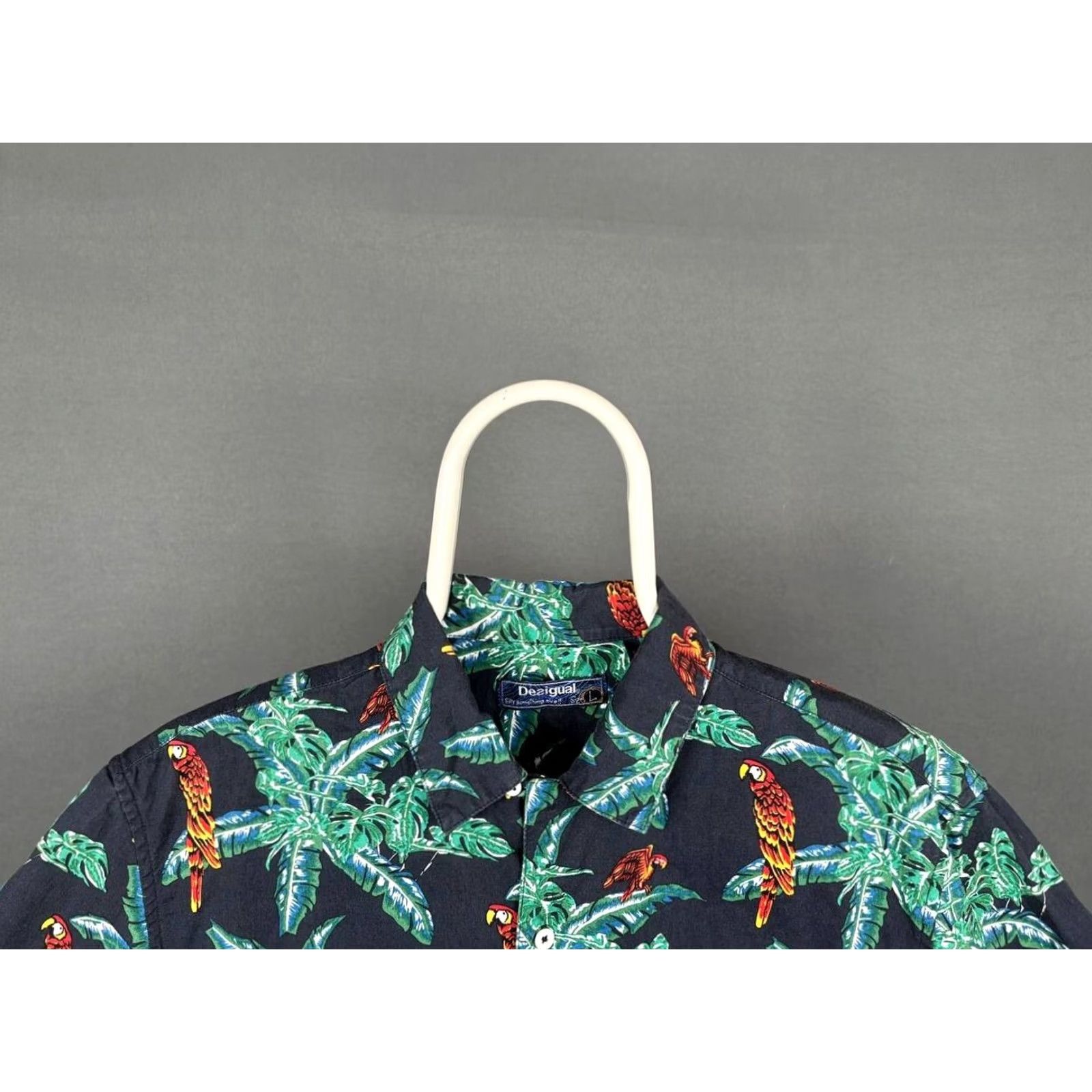 Desigual Desigual Shirt Mens L Casual Size Multicolor Hawaiian Short Sleeve Button Size US L / EU 52-54 / 3 - 6 Thumbnail