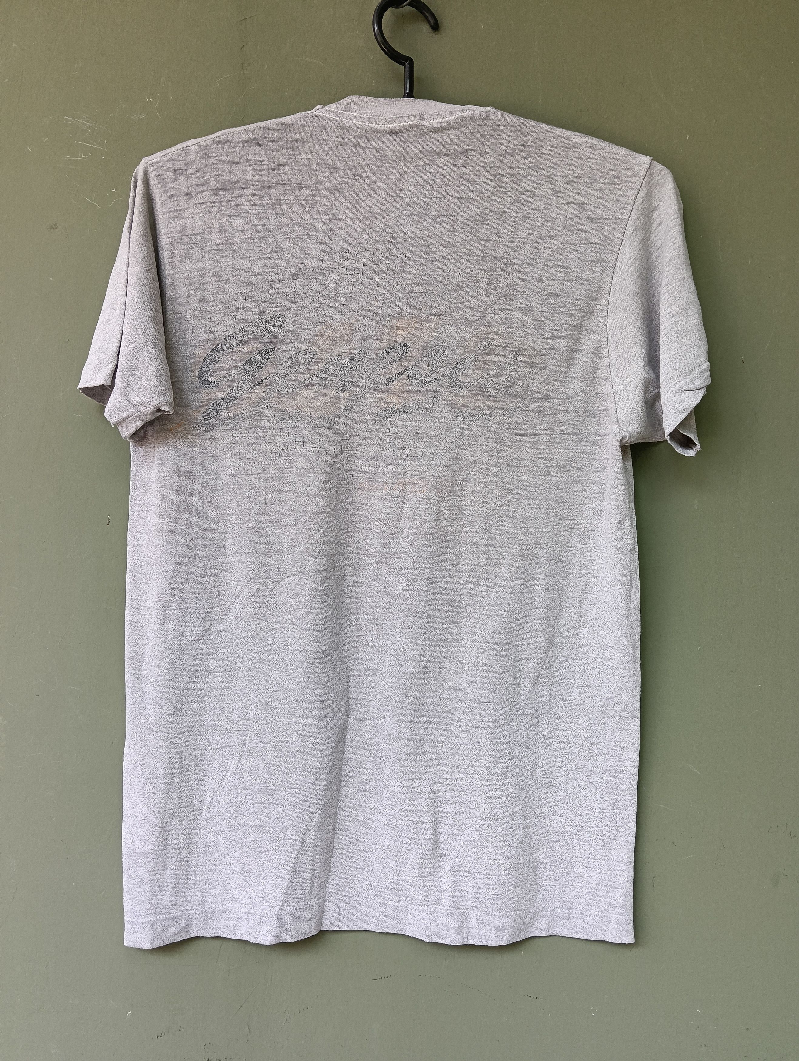 Vintage Genesis tour vintage t shirt 80s size M. Size US M / EU 48-50 / 2 - 4 Thumbnail