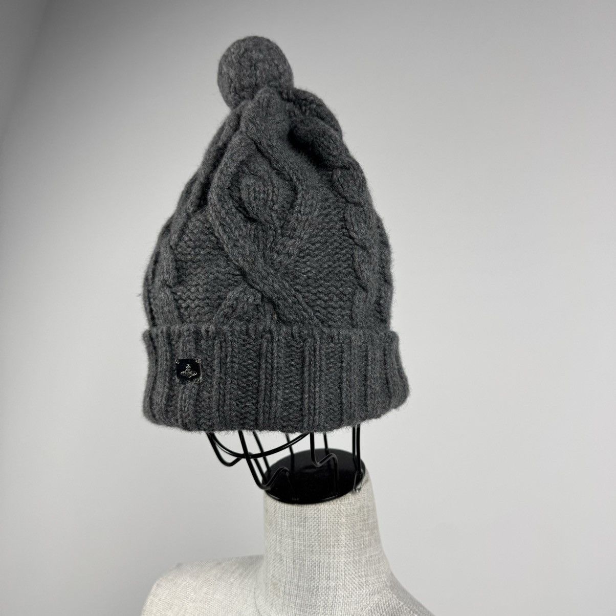 Vivienne Westwood Rare Vivienne Westwood Wool Knitted Metallic Logo Hat Size ONE SIZE - 2 Thumbnail