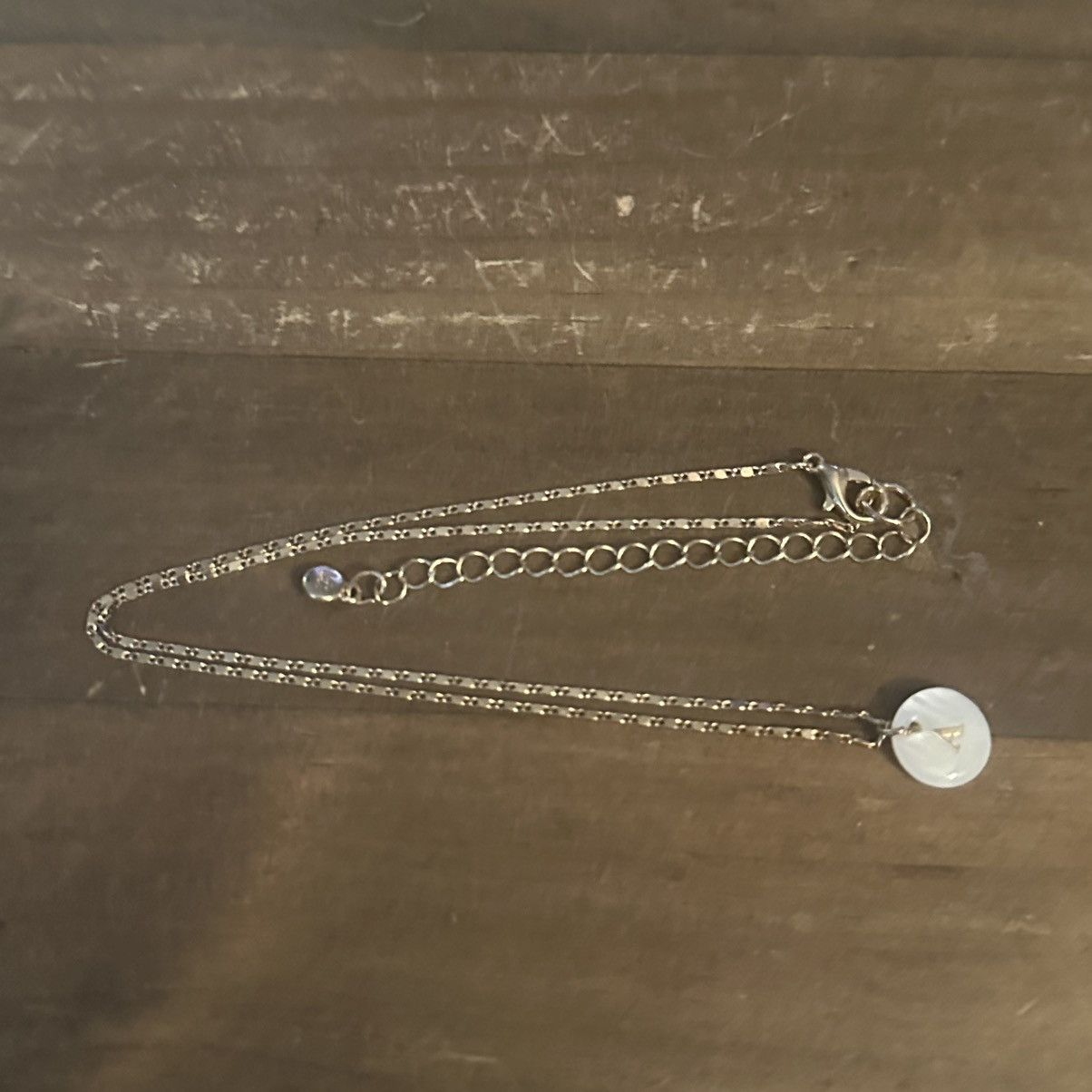 Other Liz Claiborne mother of pearl initial A pendant necklace Size ONE SIZE - 3 Thumbnail