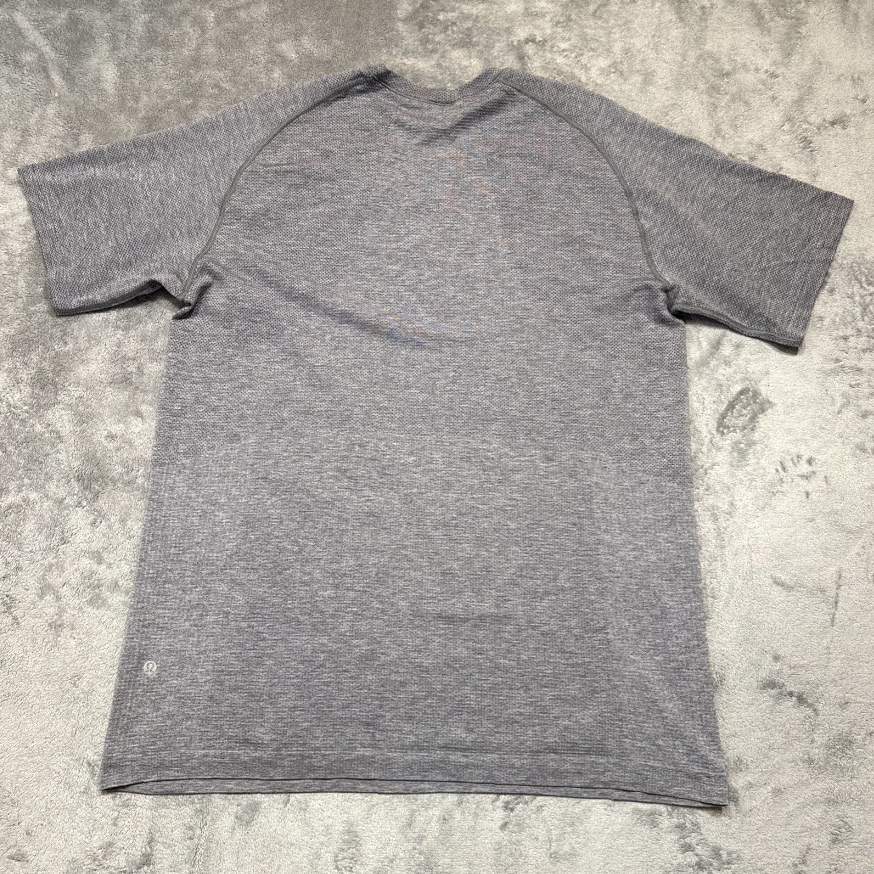 Lululemon Lululemon Metal Vent Tech Shirt Mens XL Gray Training Casual Gym Workout Vent Tech Shirt Size US XL / EU 56 / 4 - 6 Thumbnail