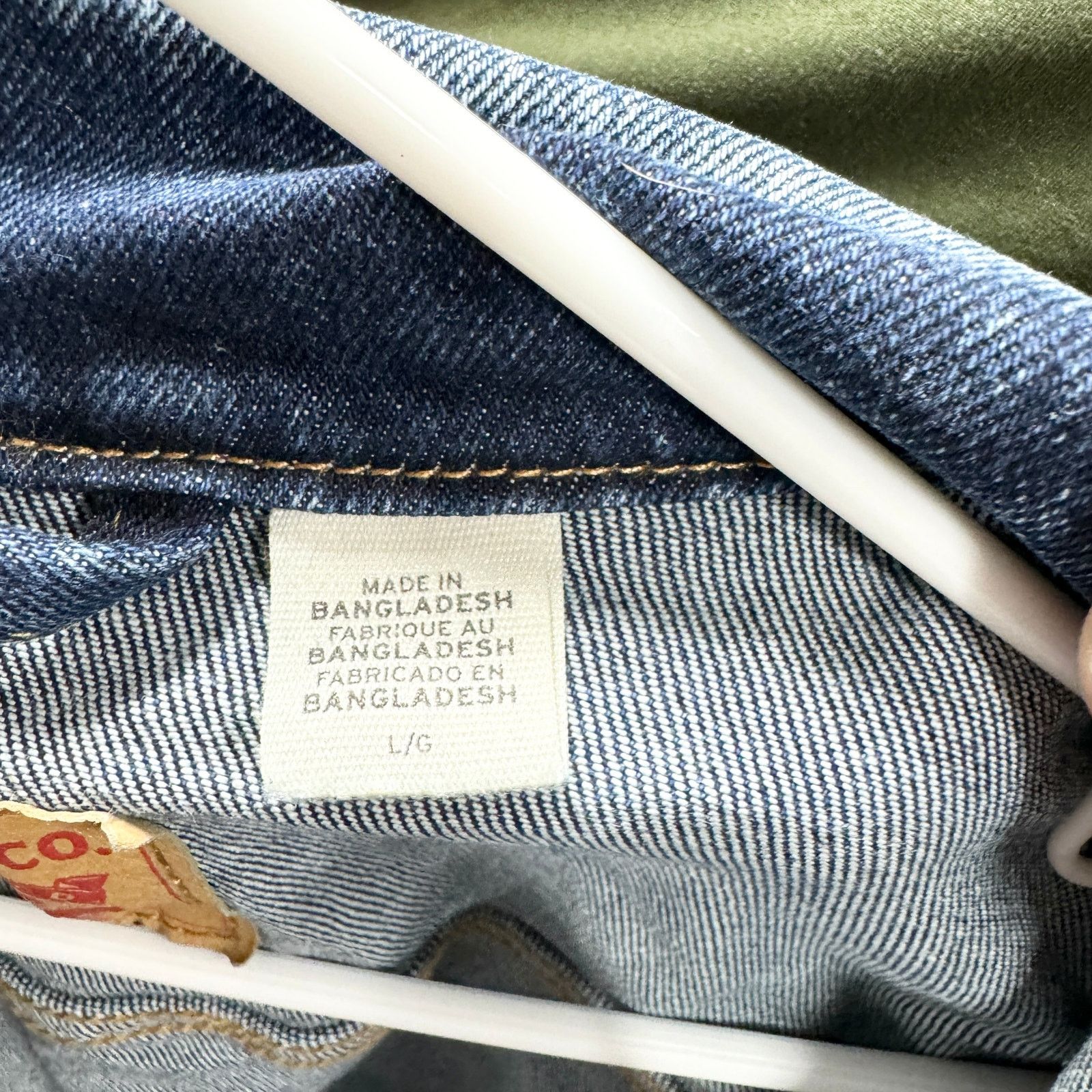 Levi's Levi’s Men's Trucker Denim Collared Jean Jacket Sz L Size US L / EU 52-54 / 3 - 5 Thumbnail
