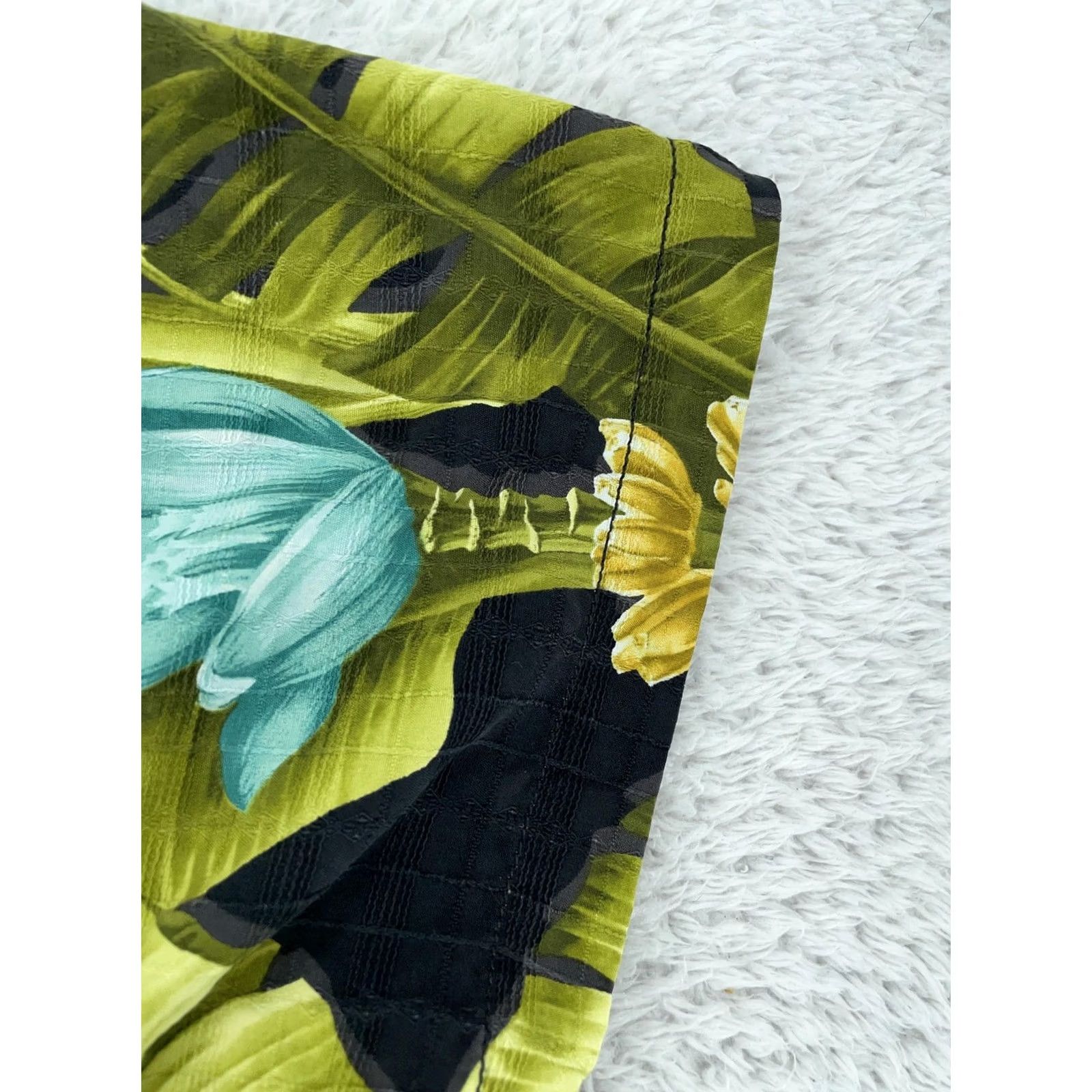 Tommy Bahama Tommy Bahama Button-Up Shirt Mens M Black Green Silk Floral Camp Aloha Casual Short Sleeve Relaxed Fit 100% Silk Shirt Size US M / EU 48-50 / 2 - 4 Thumbnail