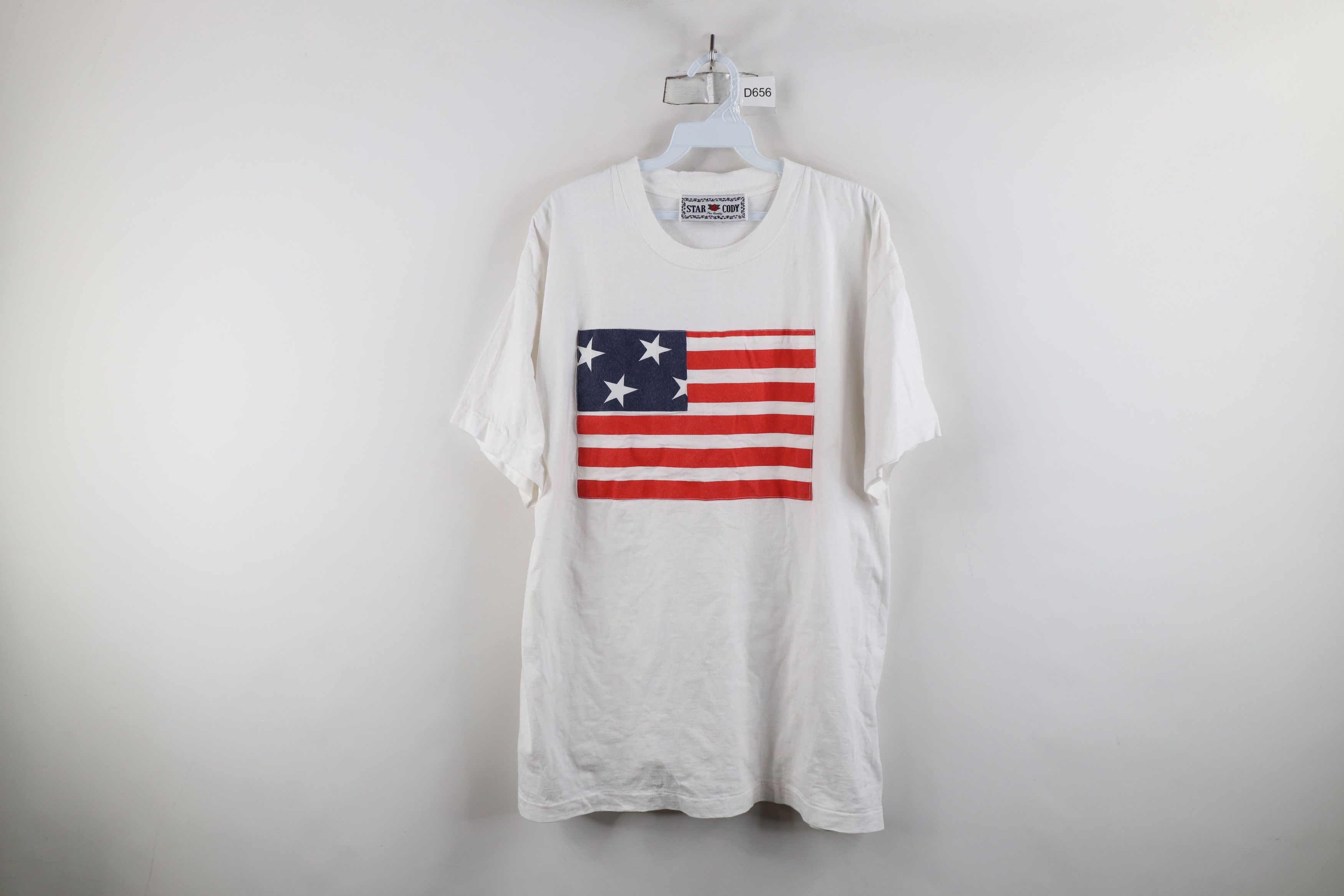 Vintage Vintage 90s Streetwear USA Flag Patch T-Shirt White USA Size ONE SIZE - 1 Thumbnail