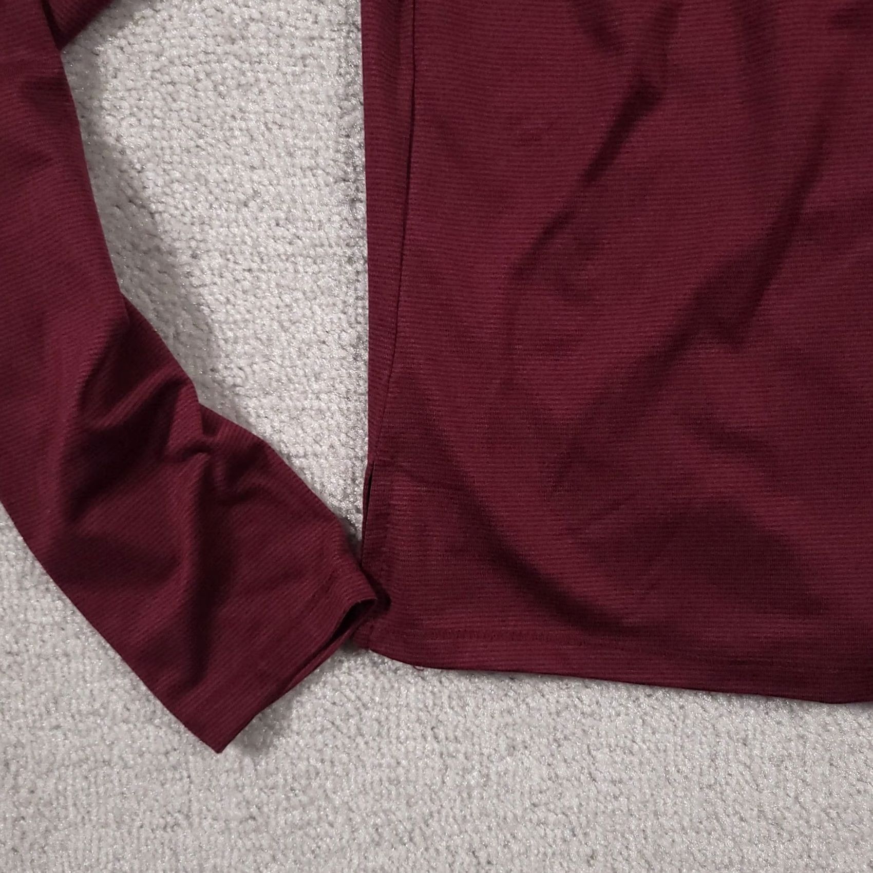 Reebok Reebok Lightweight Hoodie Long Sleeve Women's Medium Red Athleisure Drawstring Hoodie Size M / US 6-8 / IT 42-44 - 4 Thumbnail